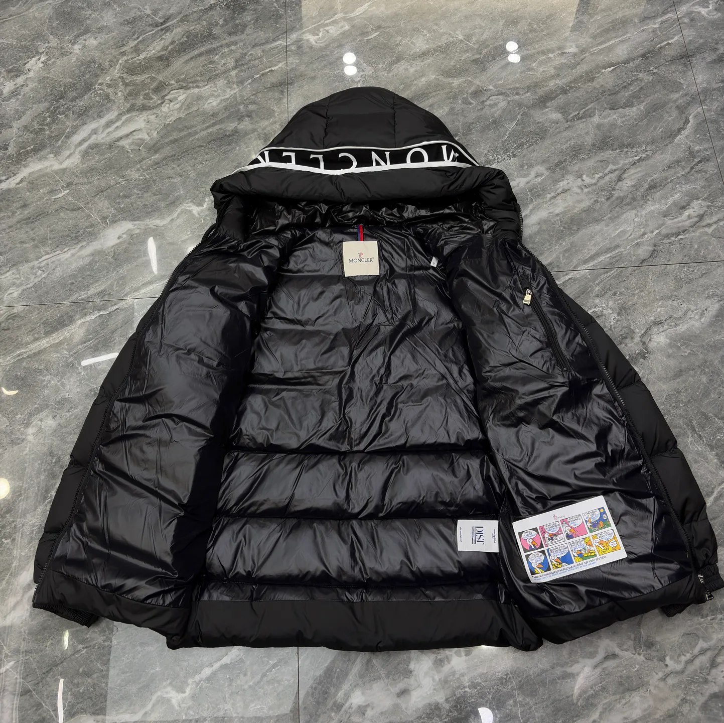 Women's Jackets And Down Jackets MONCLER 17568682