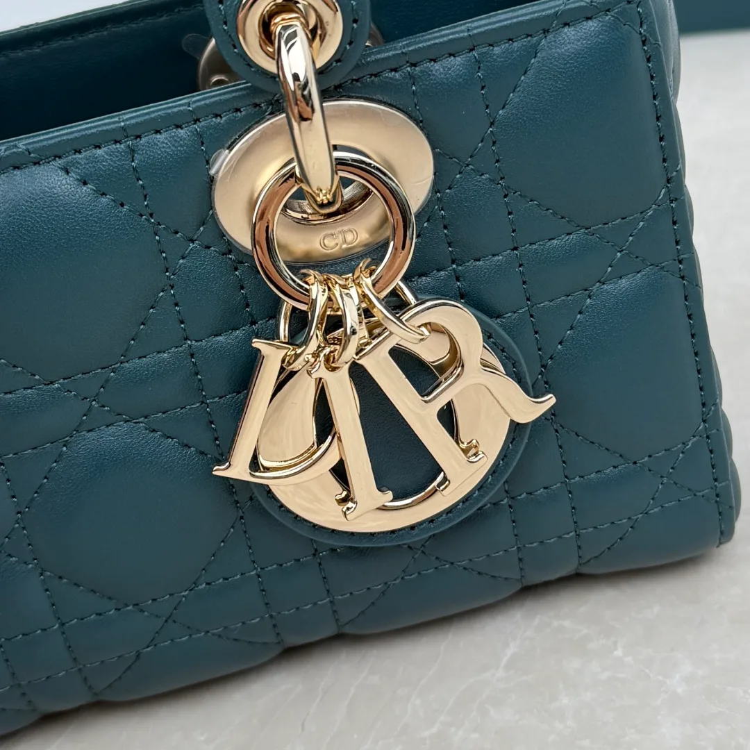 Women's Classic Handbags CHRISTIAN DIOR 18242050