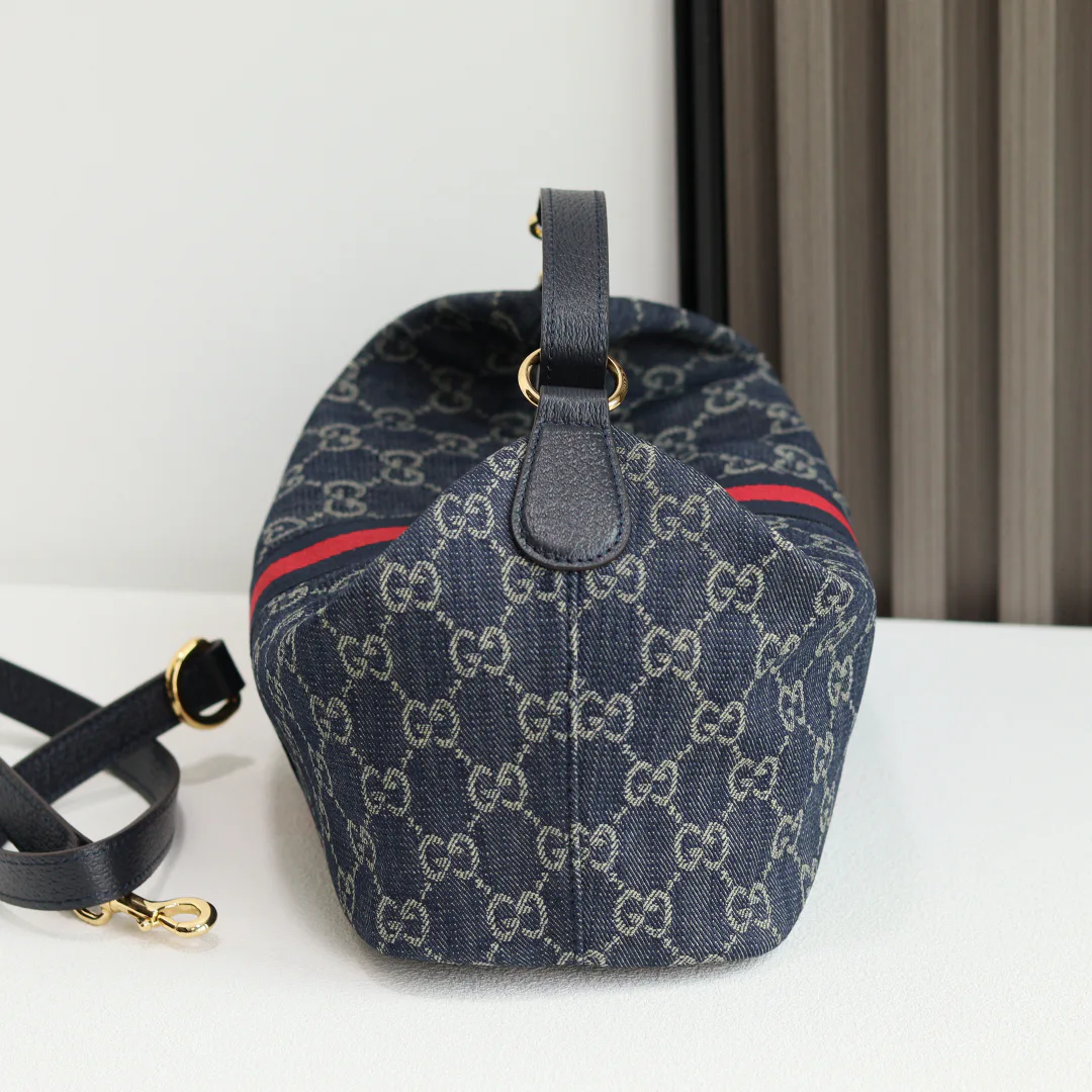 Women's Classic Handbags GUCCI 17057410
