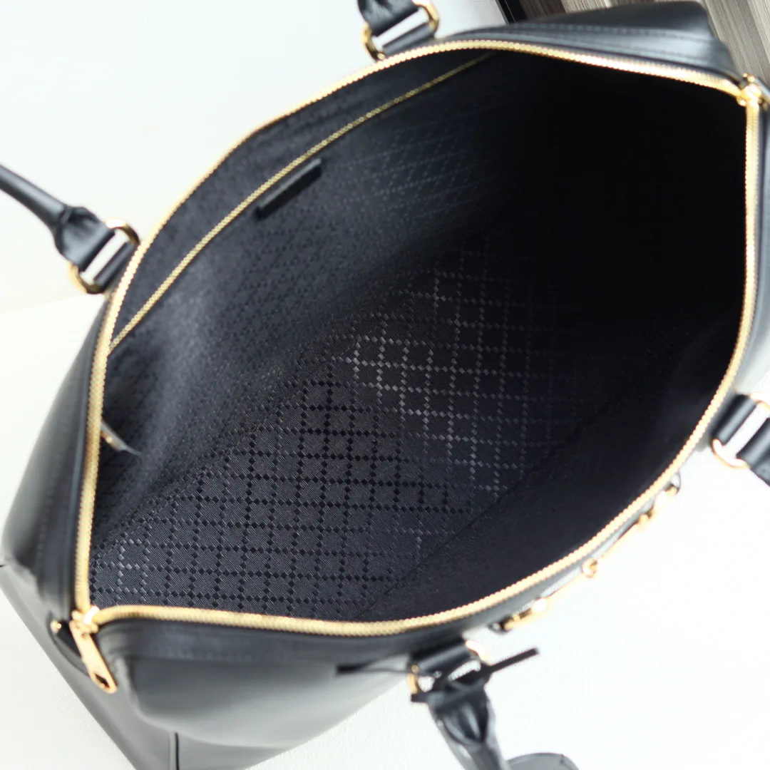 Классические Сумки Женские Gucci 18614480