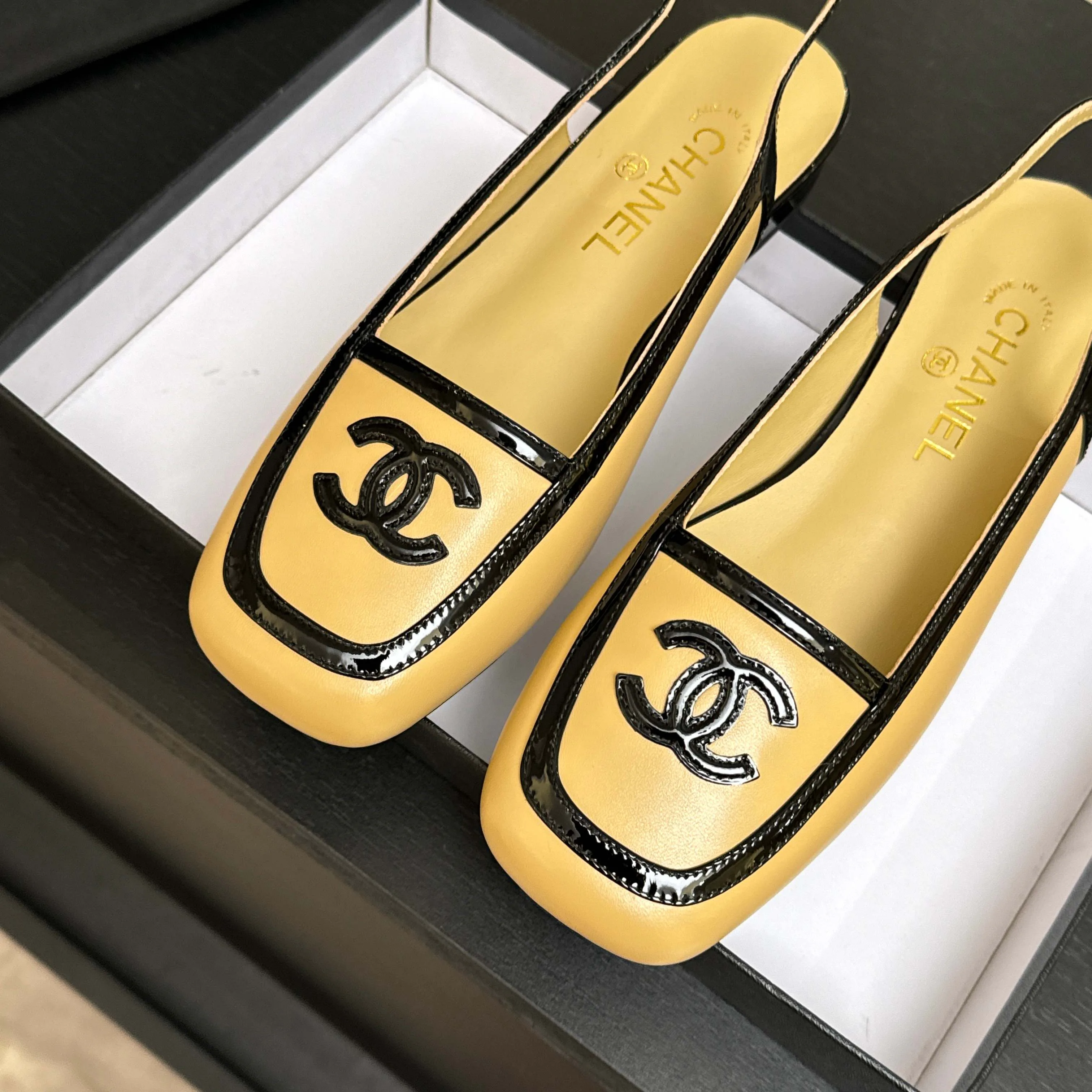 Women's Heels CHANEL 17514926