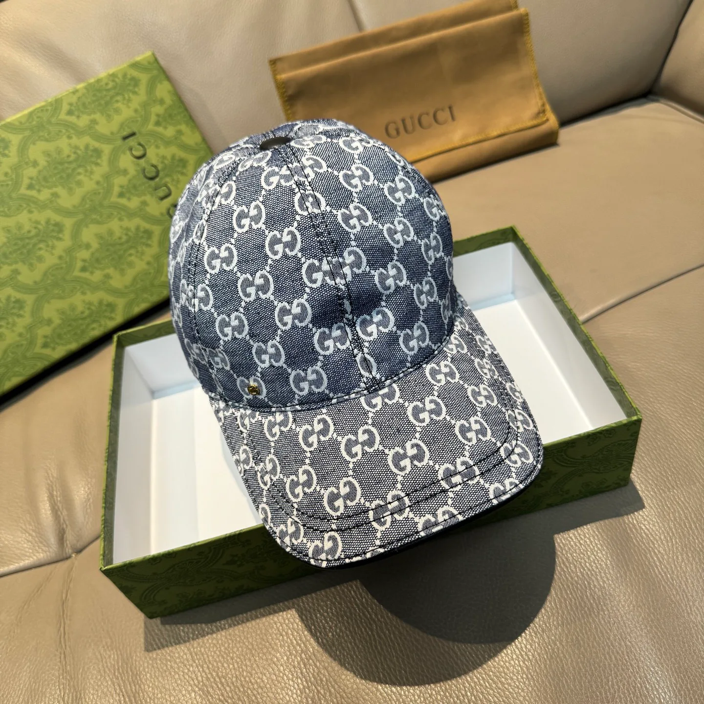 Hats GUCCI 18105207