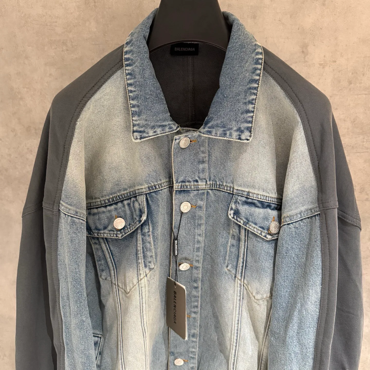 Men's Jackets And Down Jackets BALENCIAGA 18197138