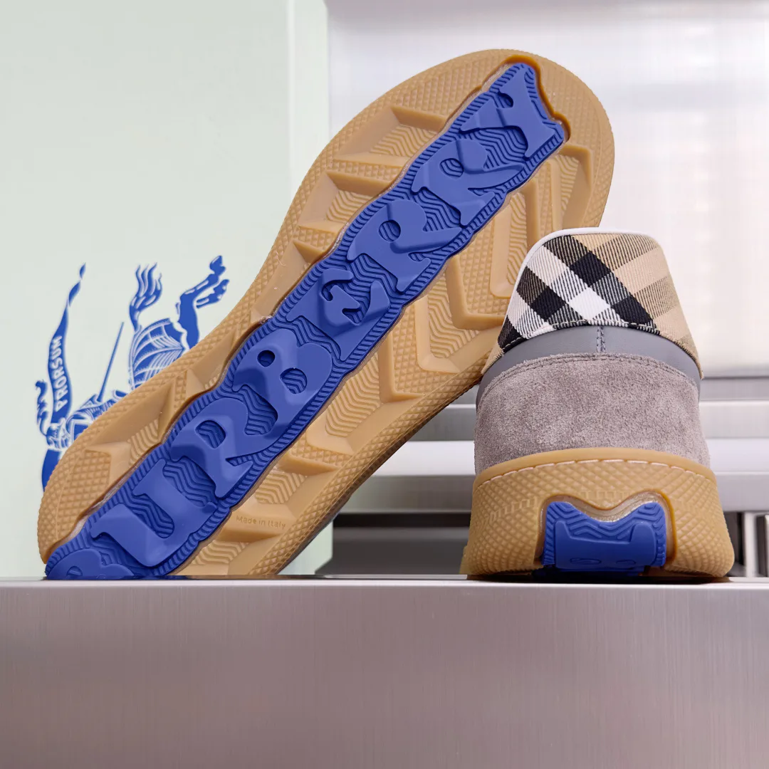 Women's Sneakers BURBERRY 17810105