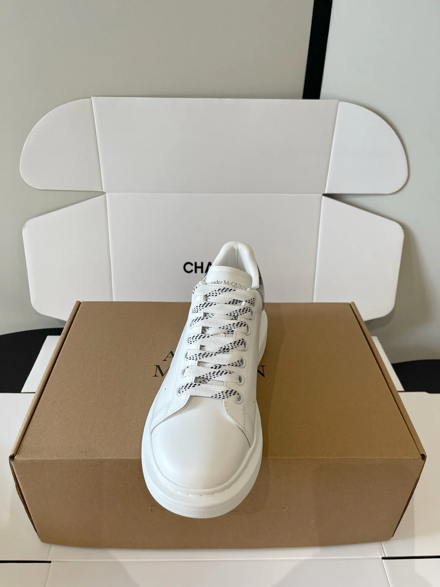 Women's Sneakers ALEXANDER MCQUEEN 18092485