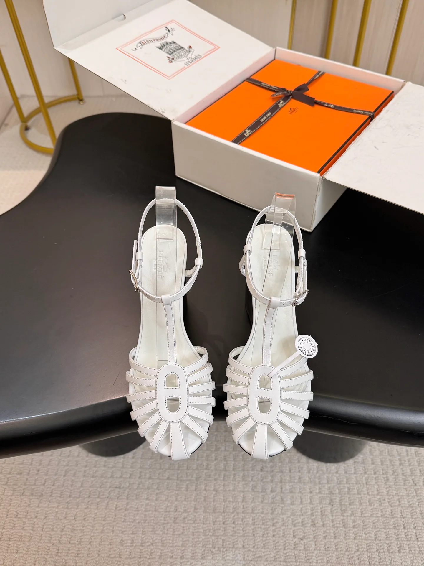 Women's Open-Toe Sandals HERMES 18103844