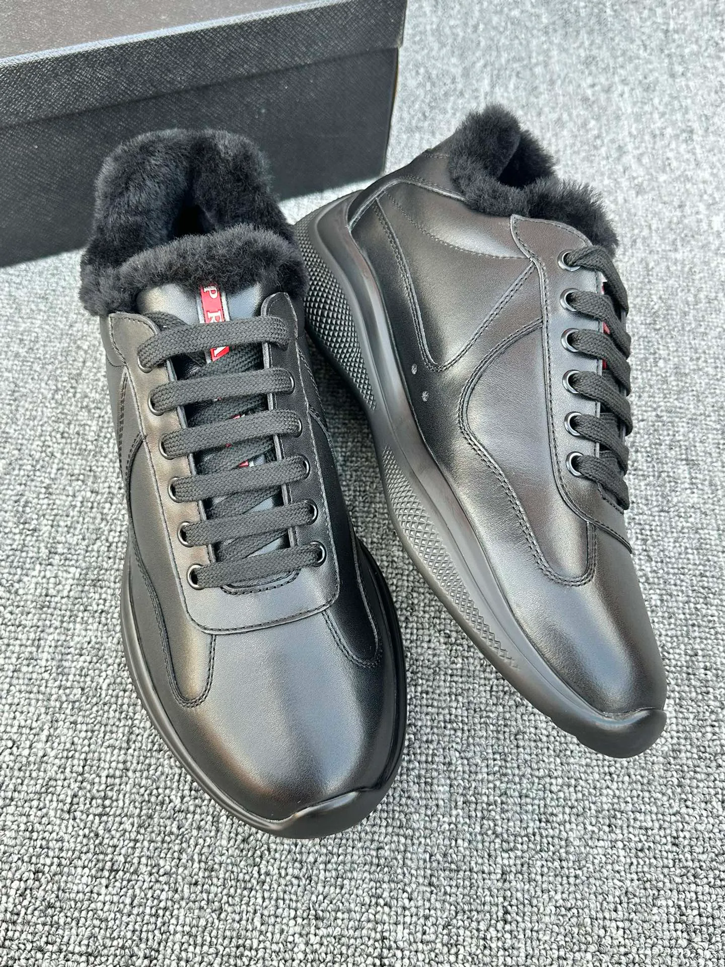 Men's Sneakers PRADA 17219252