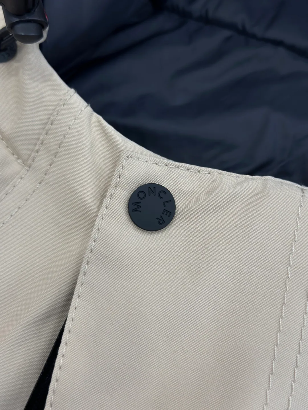 Men's Jackets And Down Jackets MONCLER 18359911