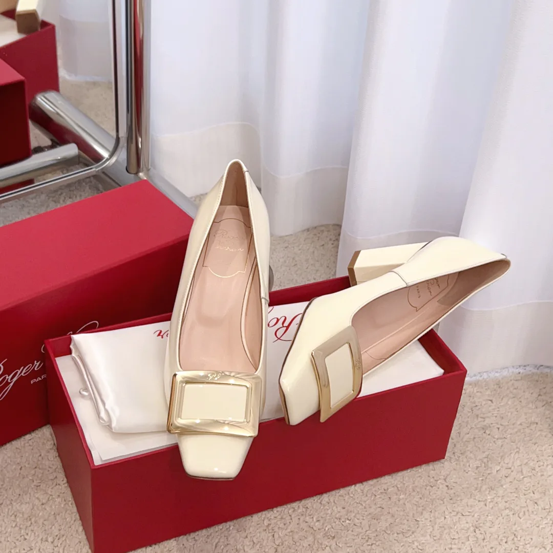 Women's Heels ROGER VIVIER 17550726
