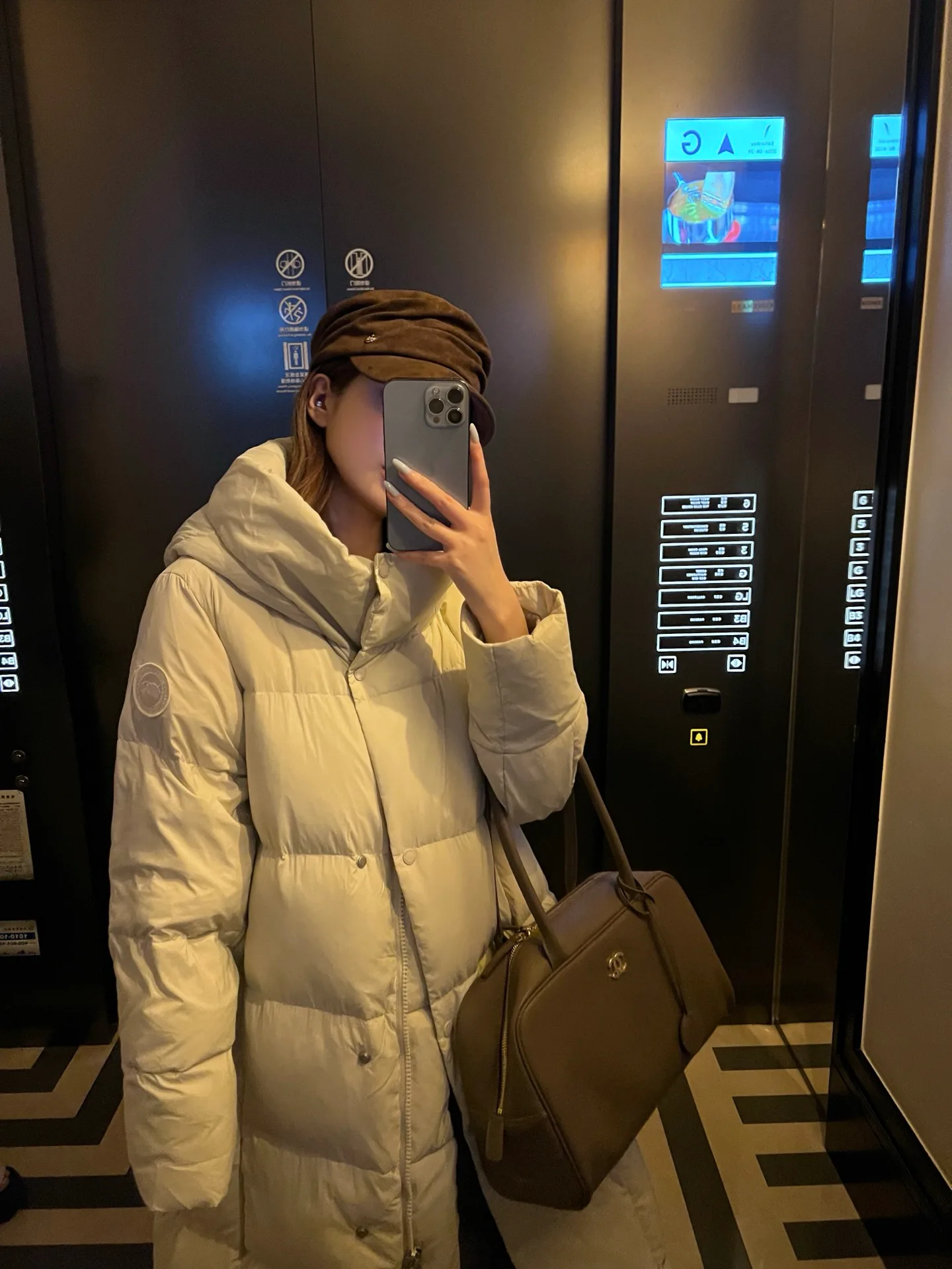Women's Jackets And Down Jackets CANADA GOOSE 18108340