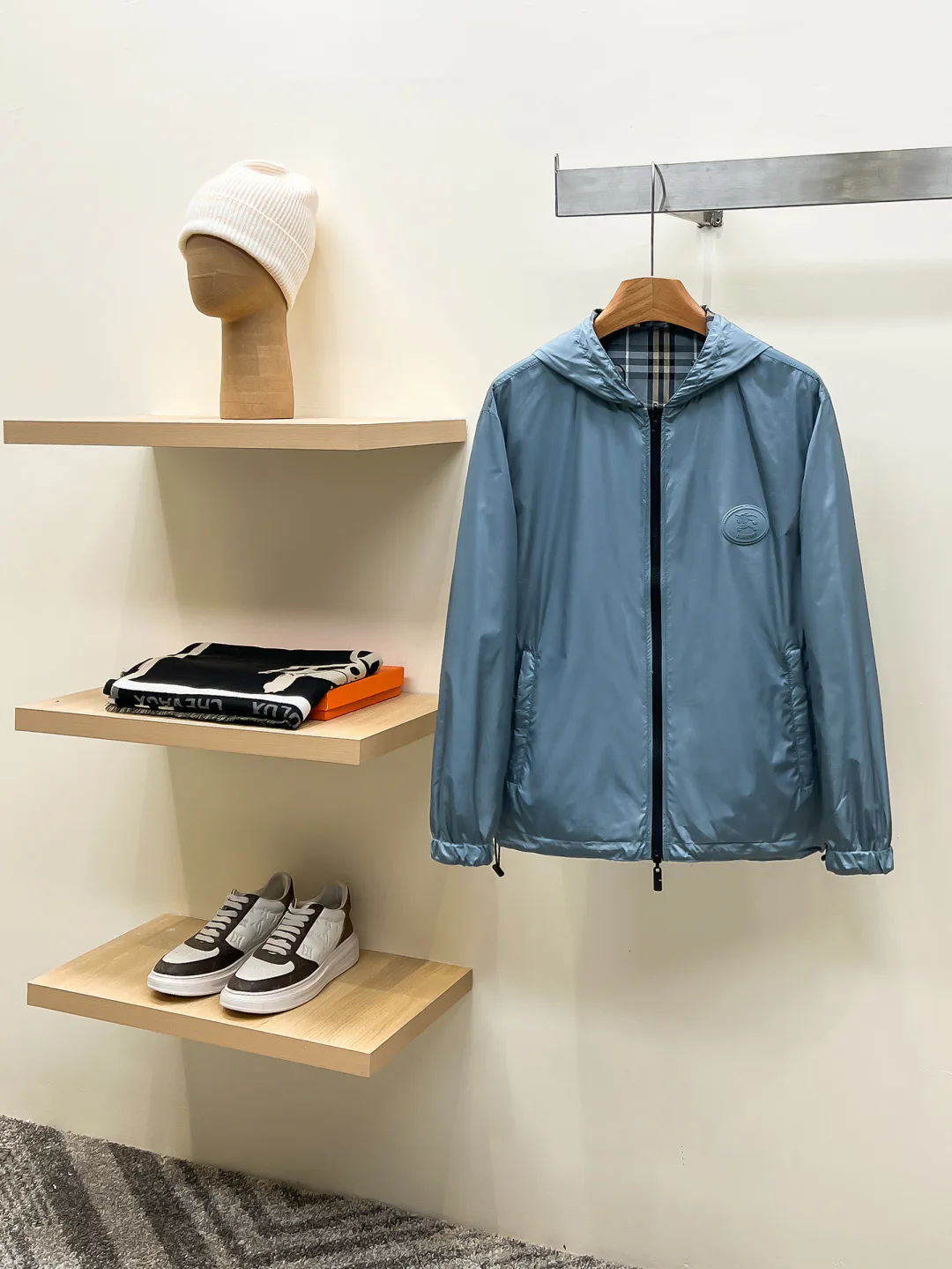 Men's Jackets And Down Jackets BURBERRY 18499072