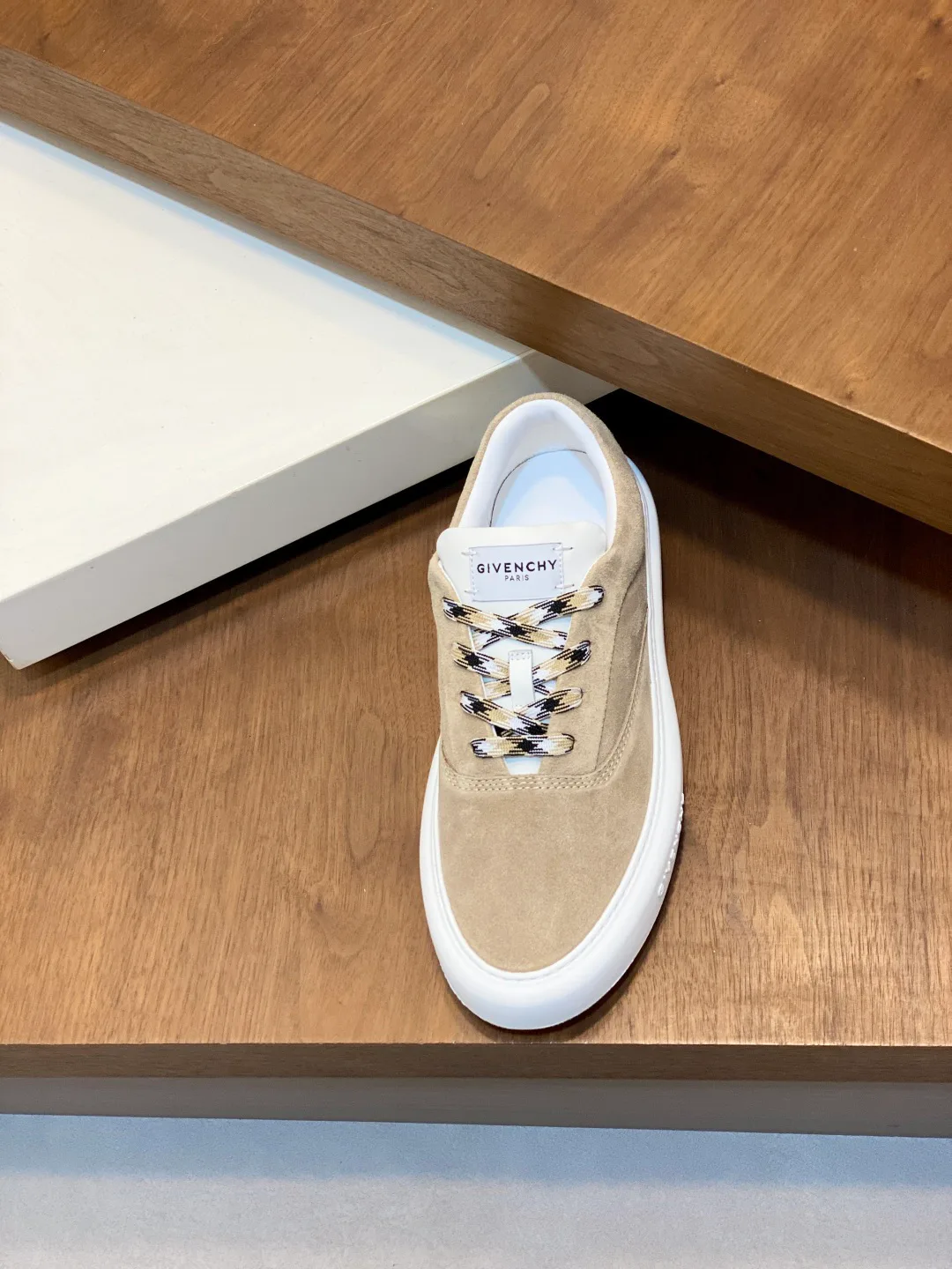 Men's Sneakers GIVENCHY 18449120