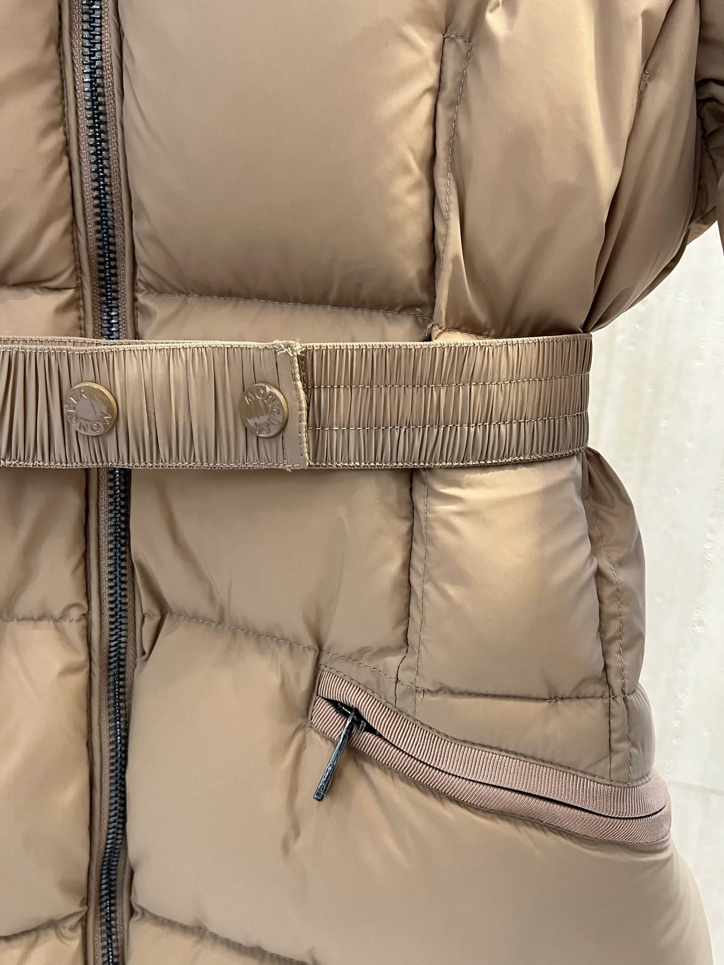 Men's Jackets And Down Jackets MONCLER 18434511