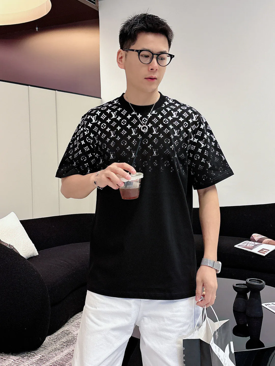 Men's T-Shirts LOUIS VUITTON 17349056