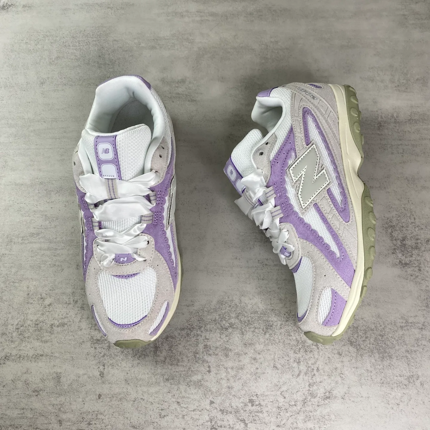 Women's Sneakers NEW BALANCE 17963598