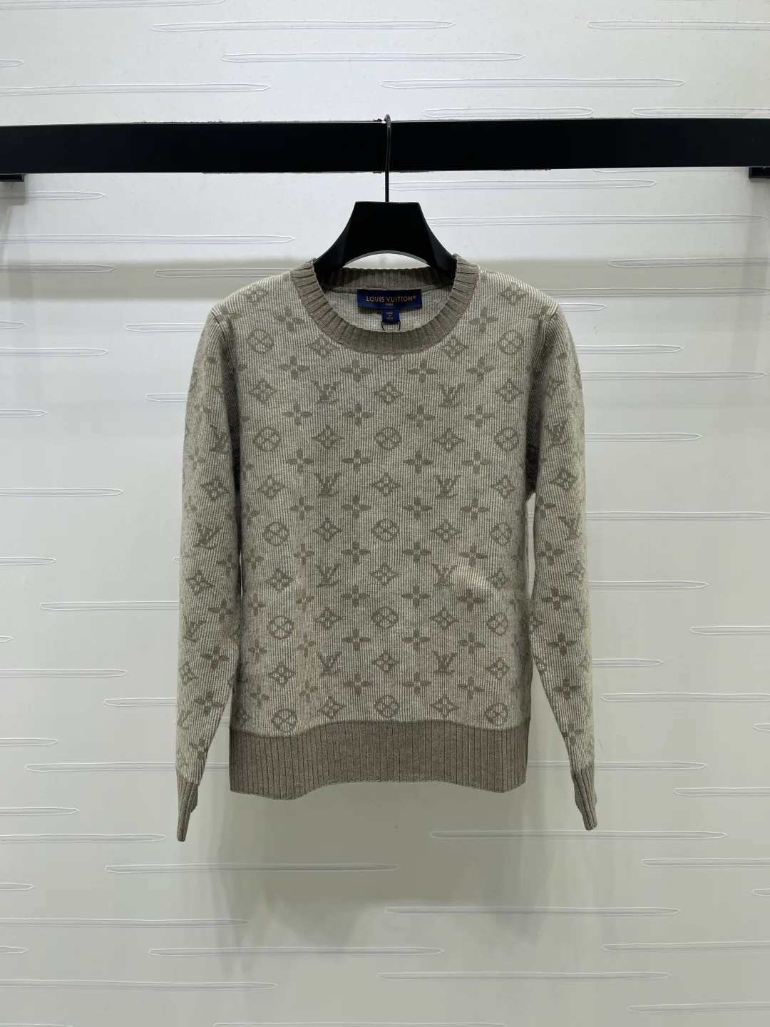 Women's Jumpers And Sweaters LOUIS VUITTON 18437167