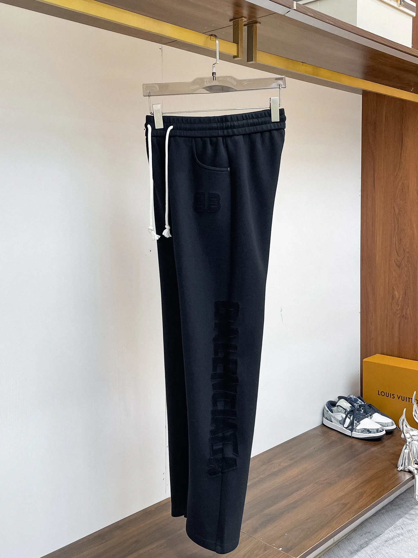 Men's Trousers BALENCIAGA 18499587