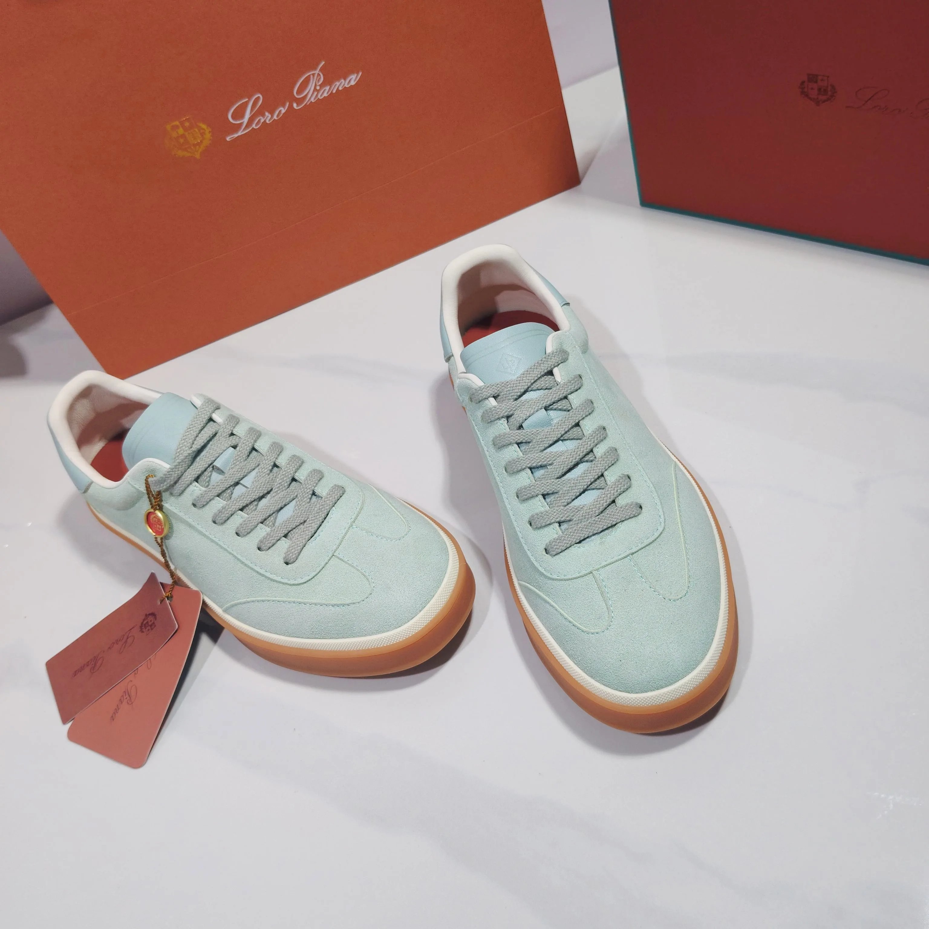 Women's Sneakers LORO PIANA 17961971