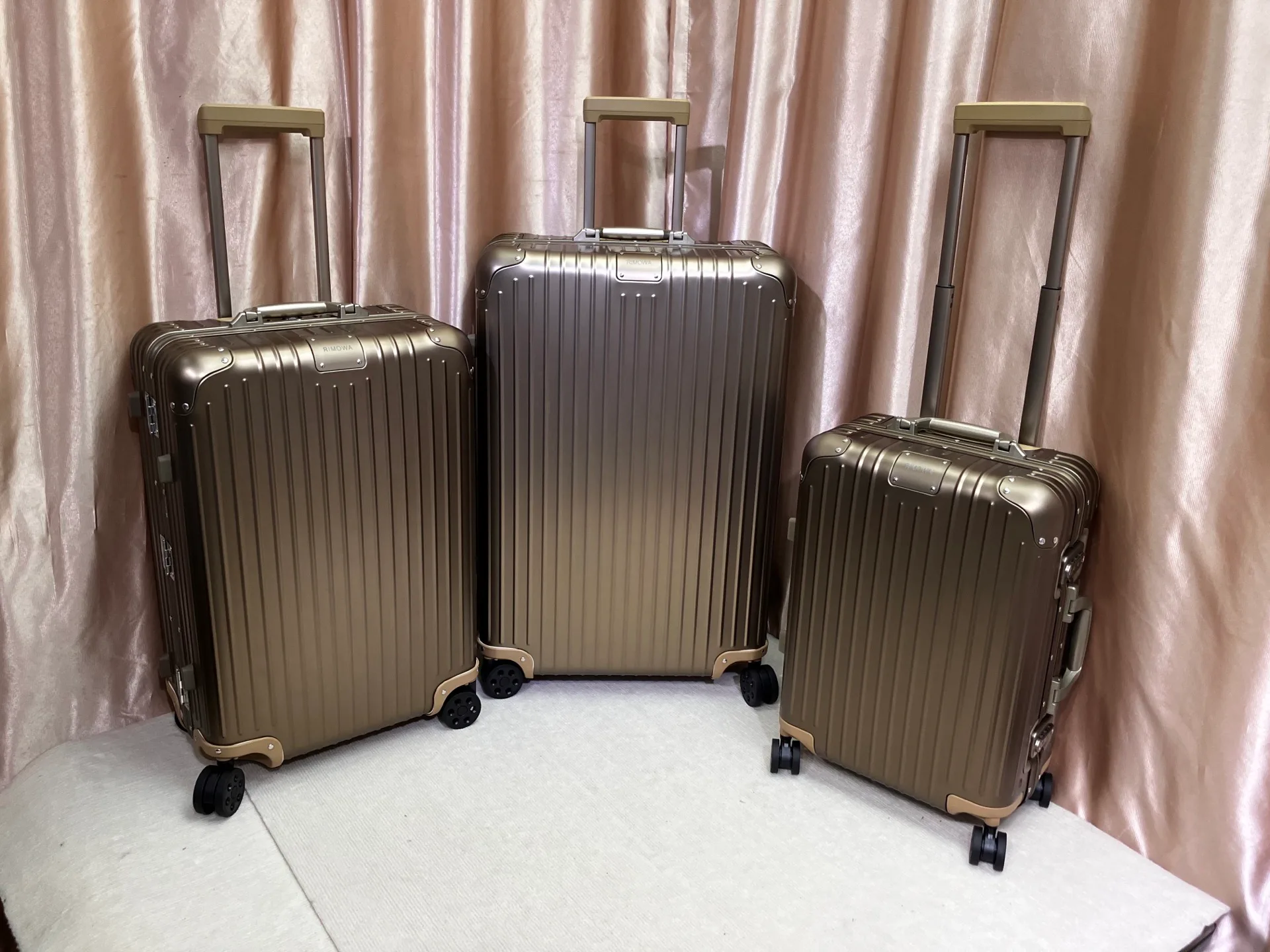 Suitcases RIMOWA 17873066