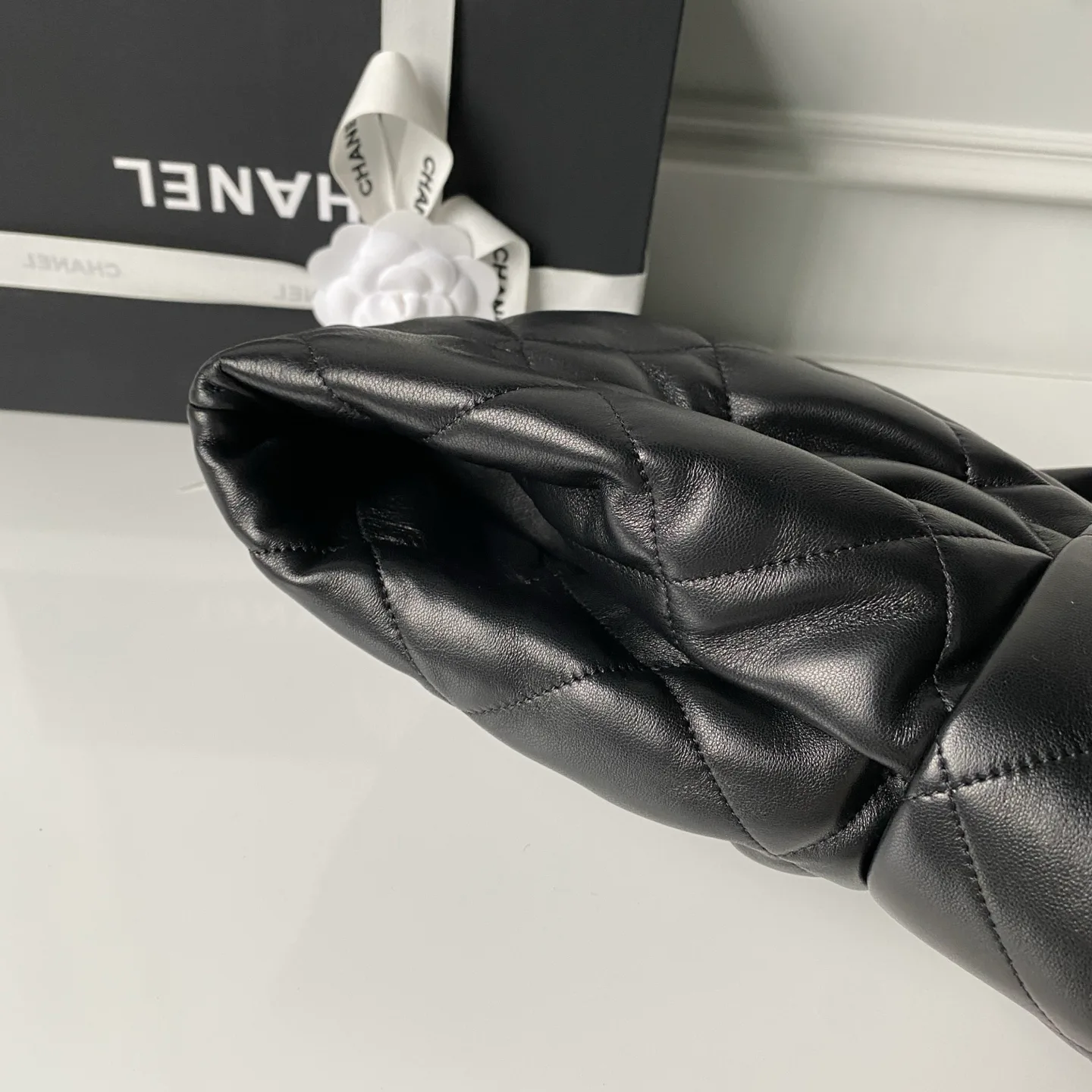 Women's Classic Handbags CHANEL 18207777