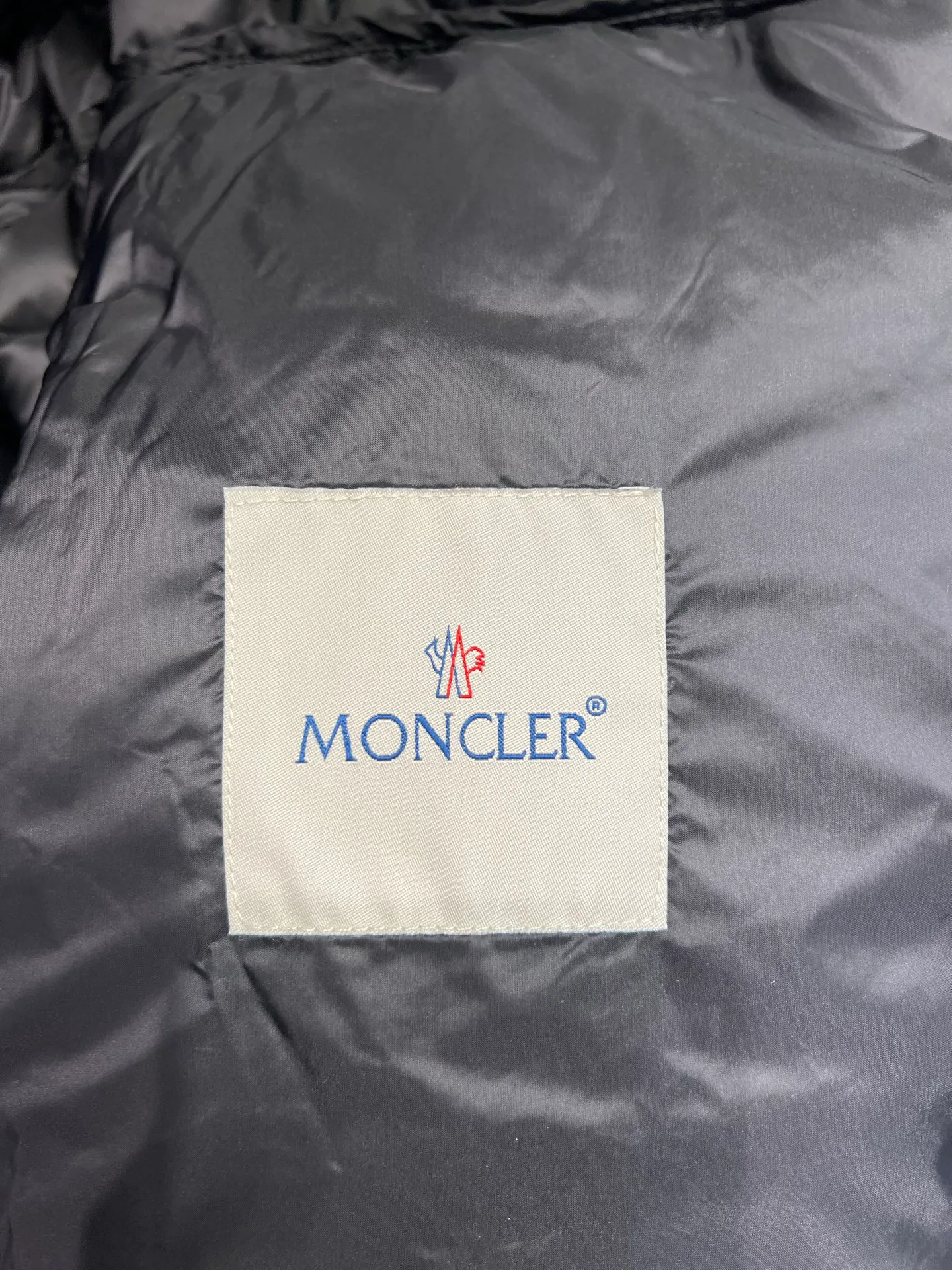 Men's Jackets And Down Jackets MONCLER 18330314