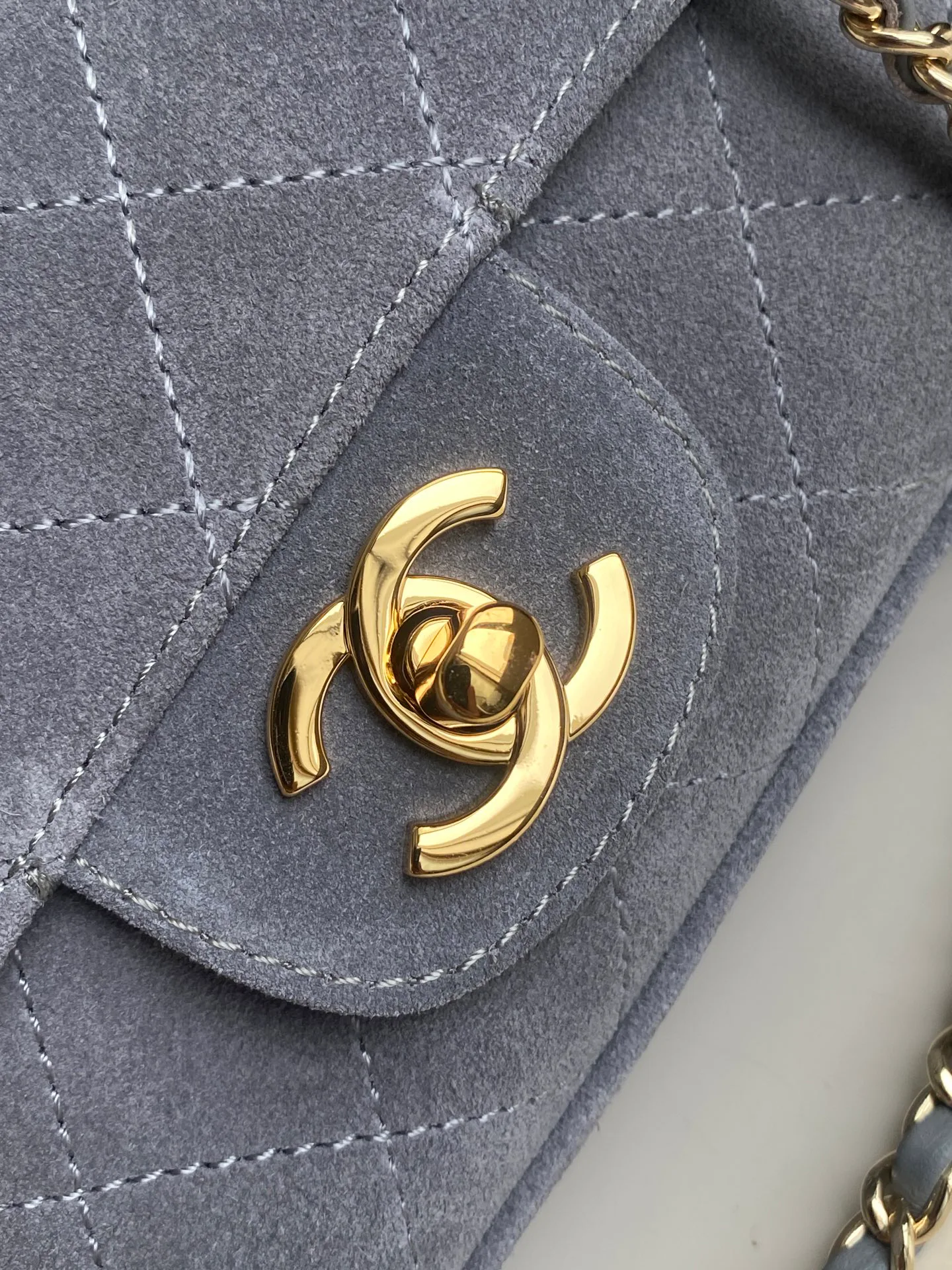 Women's Classic Handbags CHANEL 17933316
