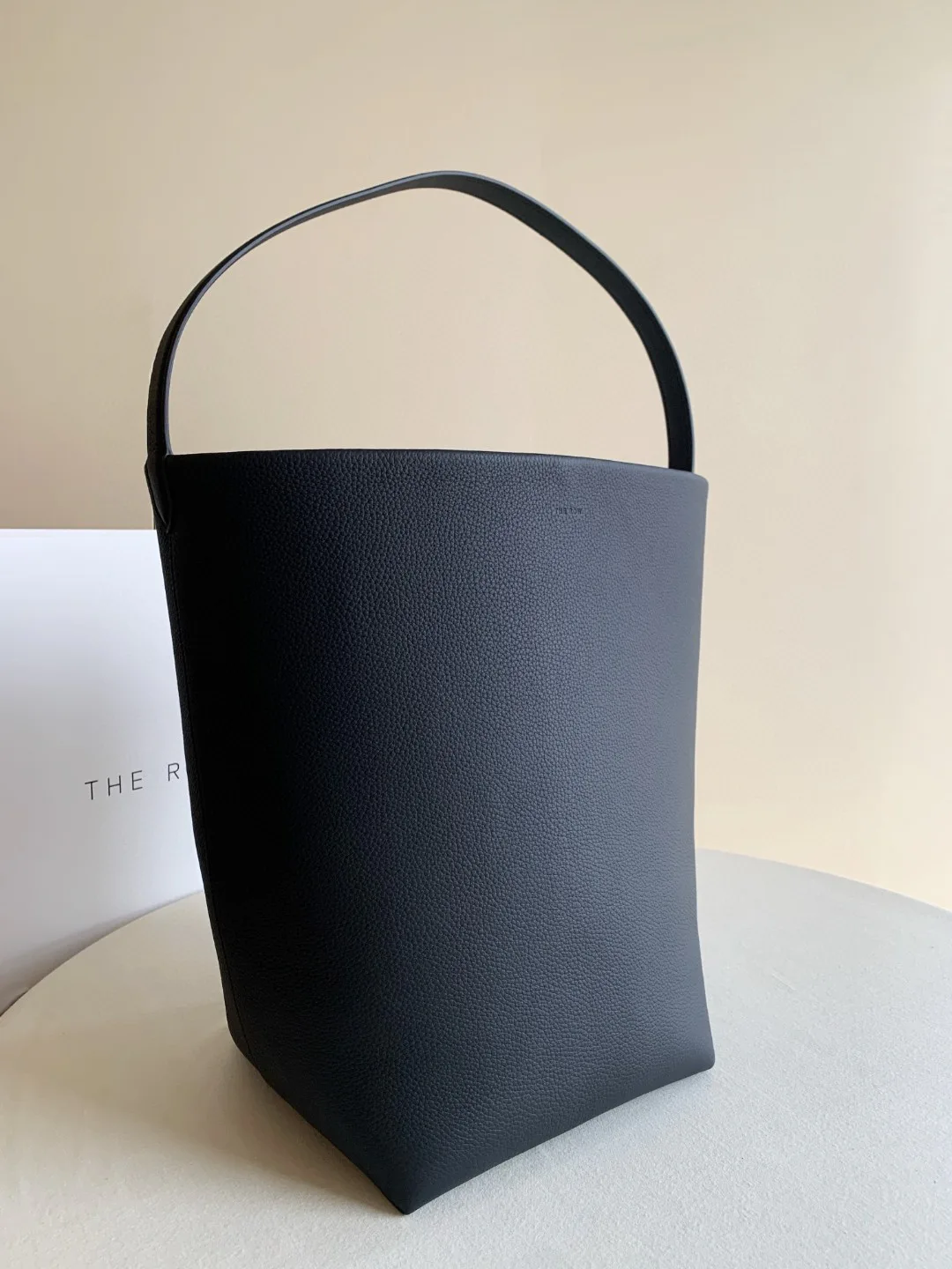 Women's Classic Handbags THE ROW 18070653