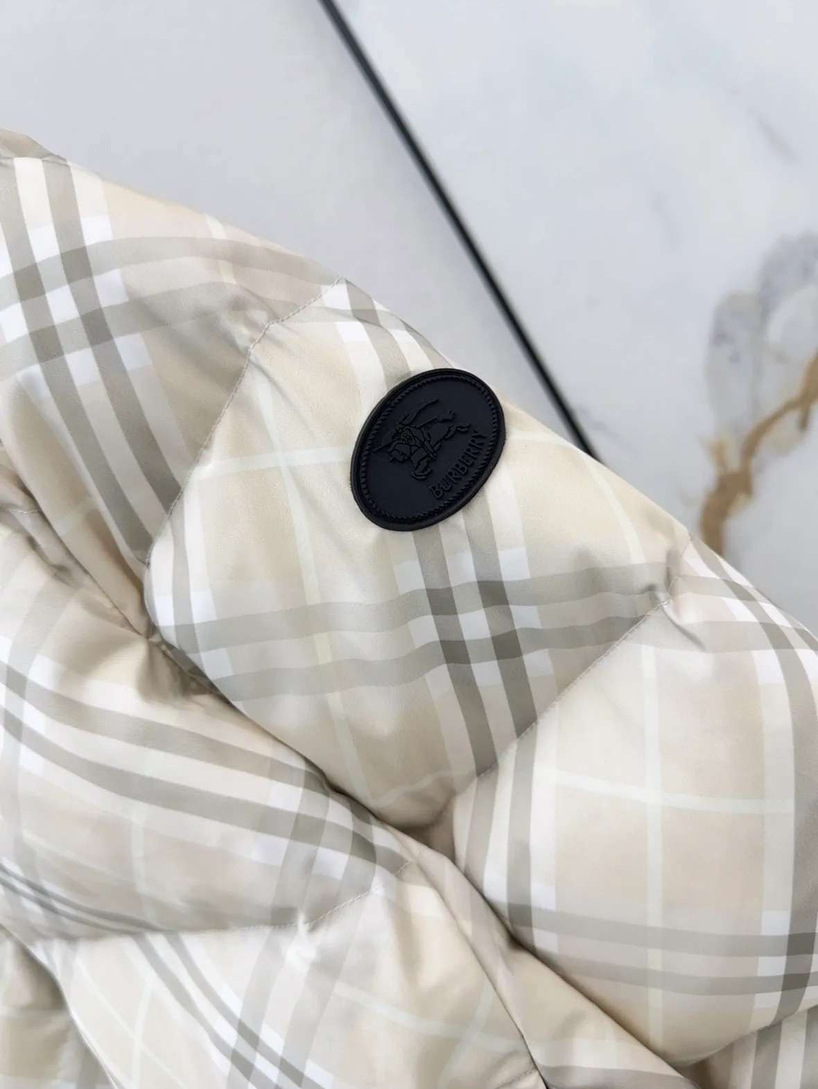 Women's Jackets And Down Jackets BURBERRY 18184267