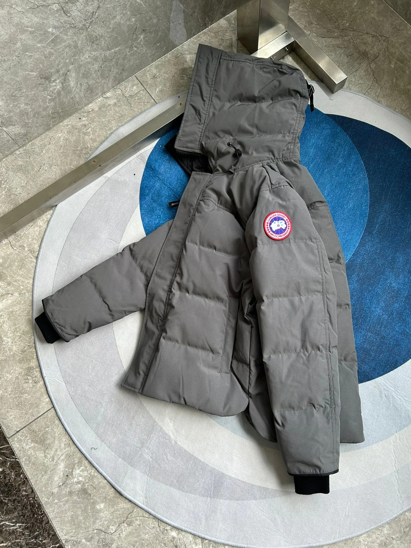 Women's Jackets And Down Jackets CANADA GOOSE 18111611