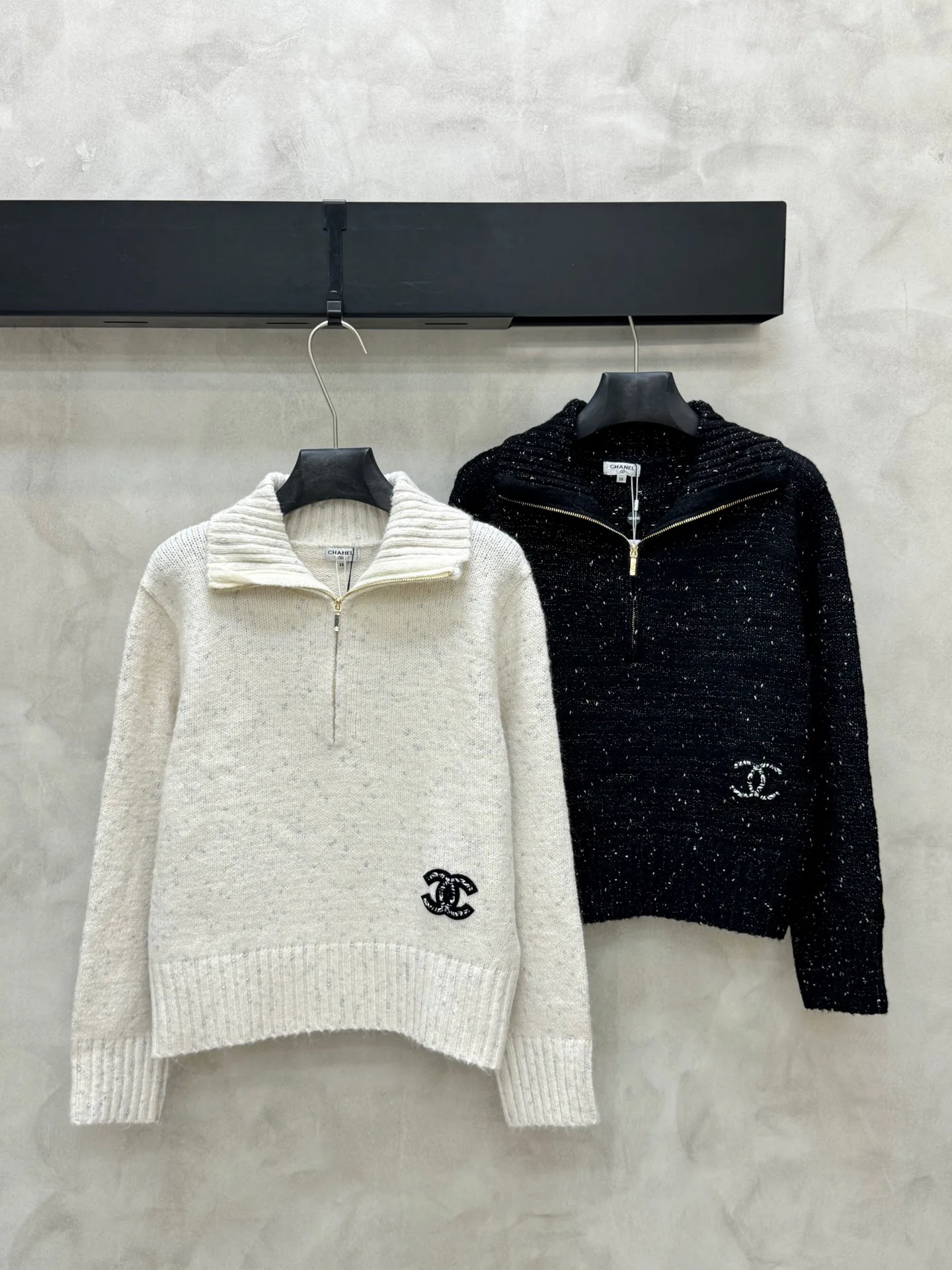 Women's Jumpers And Sweaters CHANEL 18138330