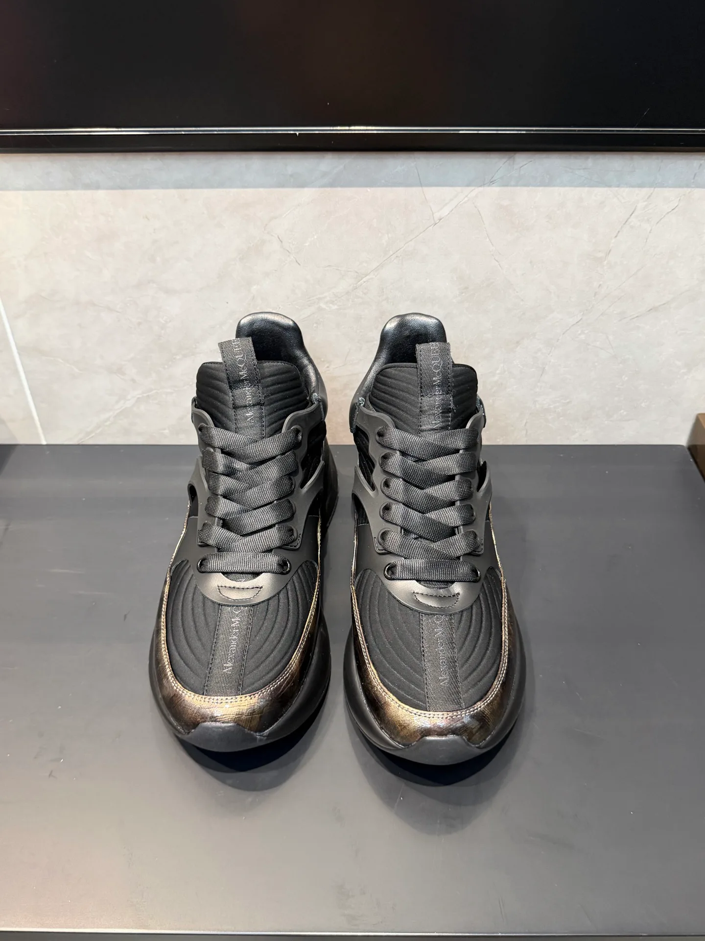 Women's Sneakers ALEXANDER MCQUEEN 18363812
