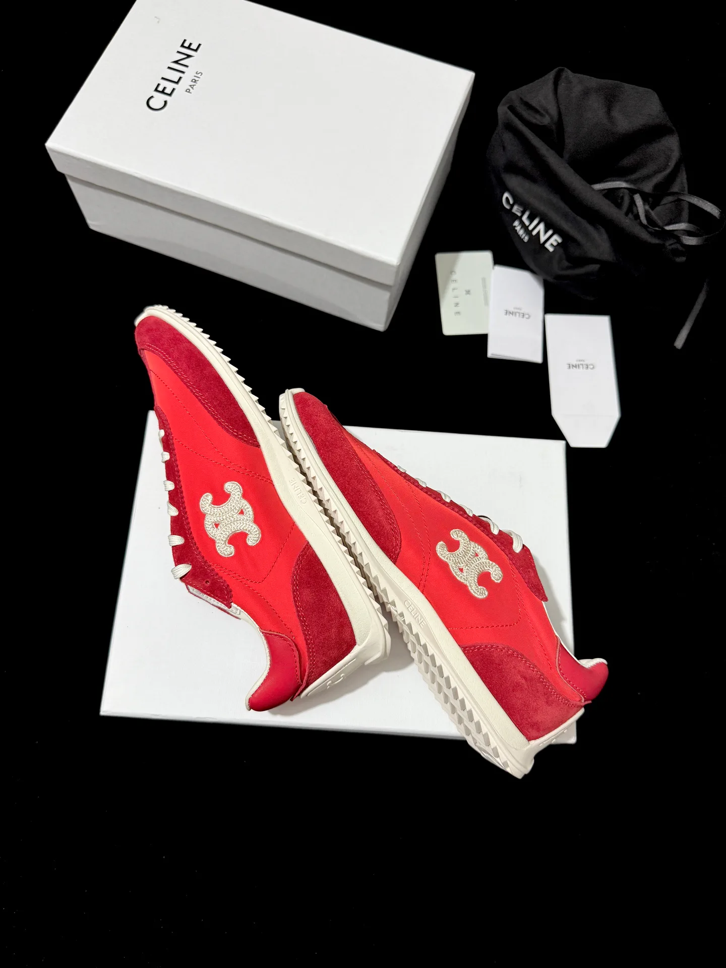 Women's Sneakers CELINE 18110389