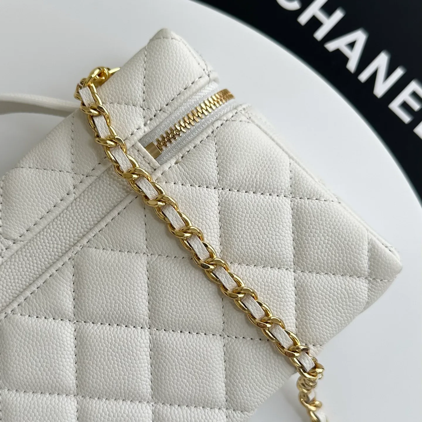 Women's Classic Handbags CHANEL 18186215