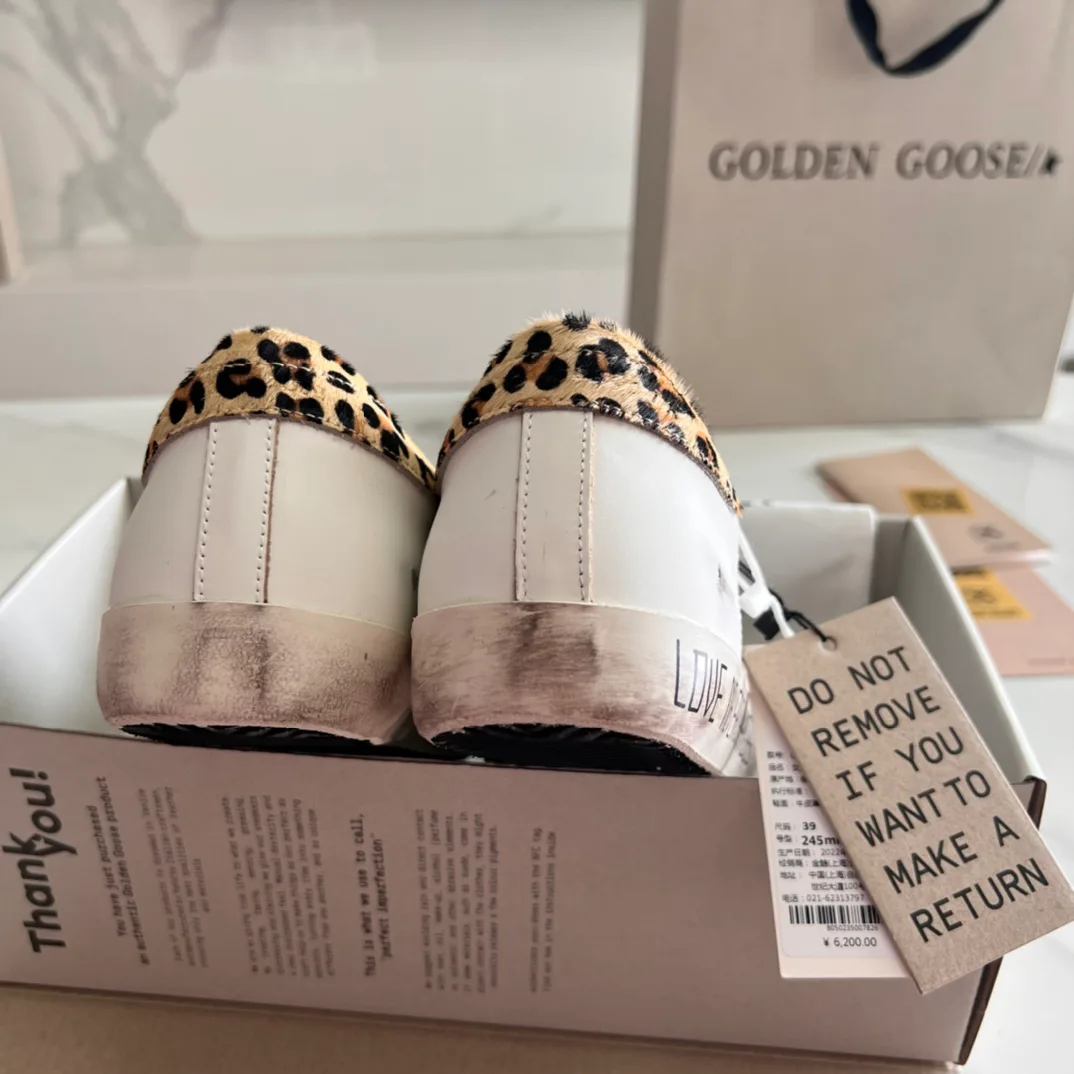 Women's Sneakers GOLDEN GOOSE 16995648
