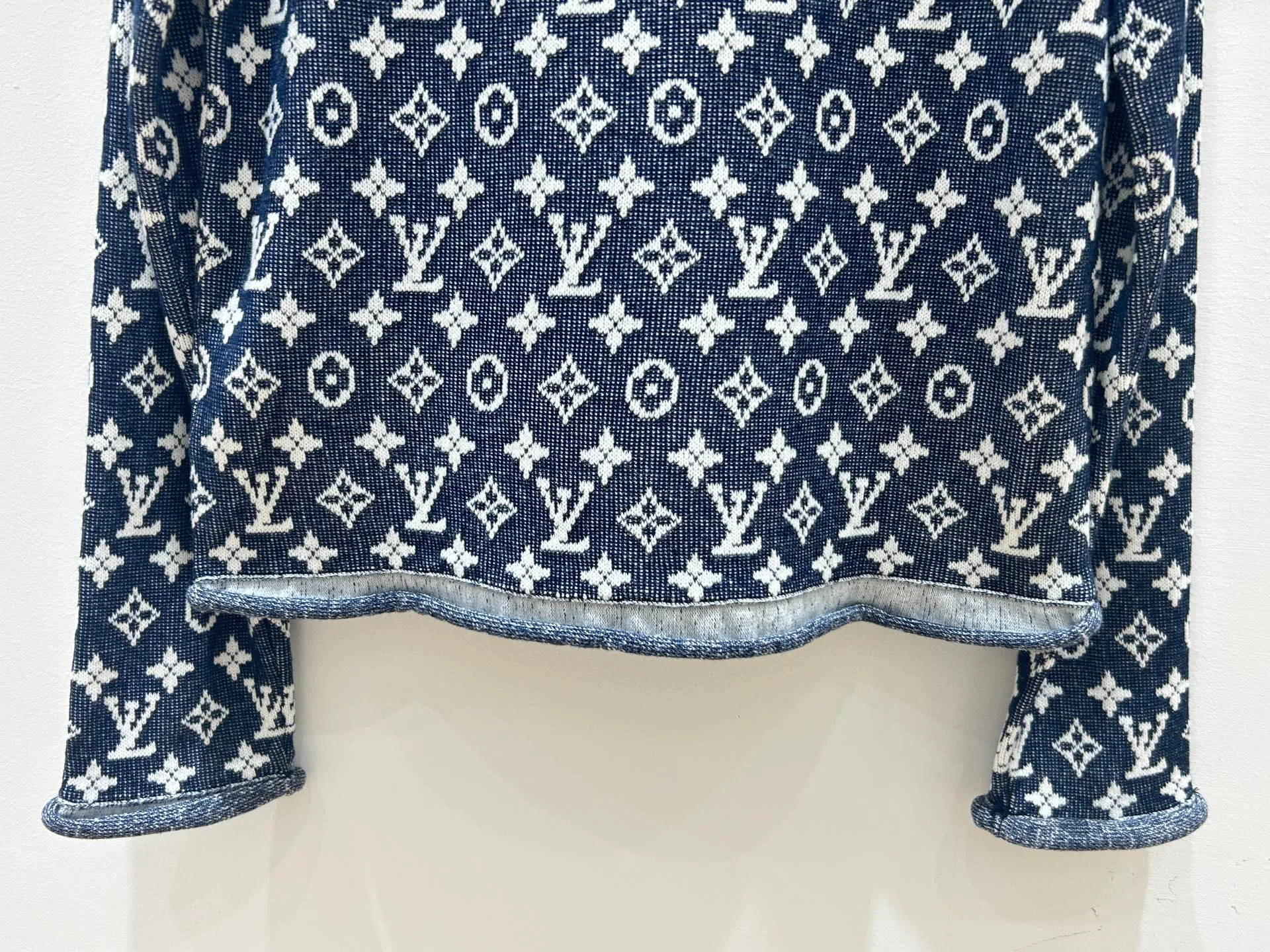 Women's Jumpers And Sweaters LOUIS VUITTON 18097448