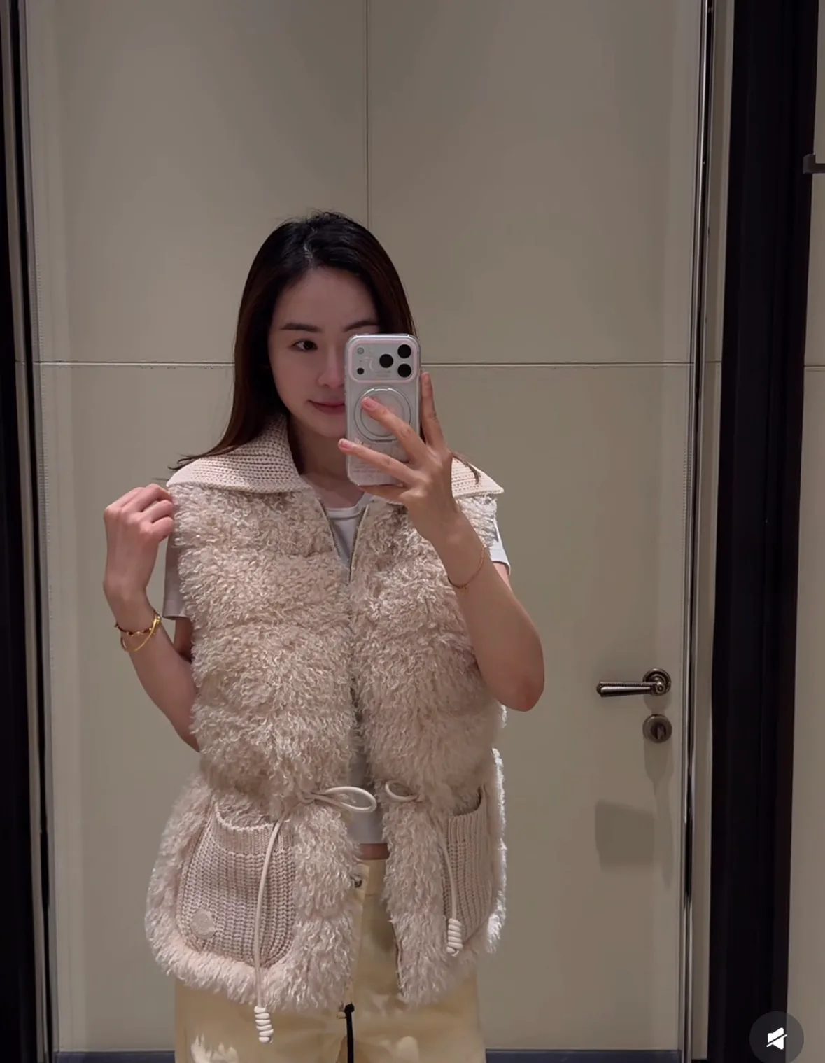 Women's Vests MONCLER 18044816