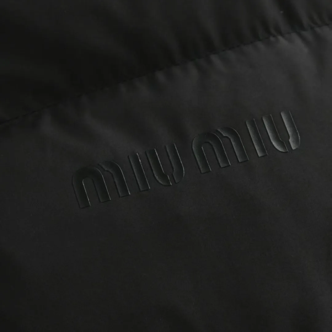 Women's Jackets And Down Jackets MIU MIU 18022437