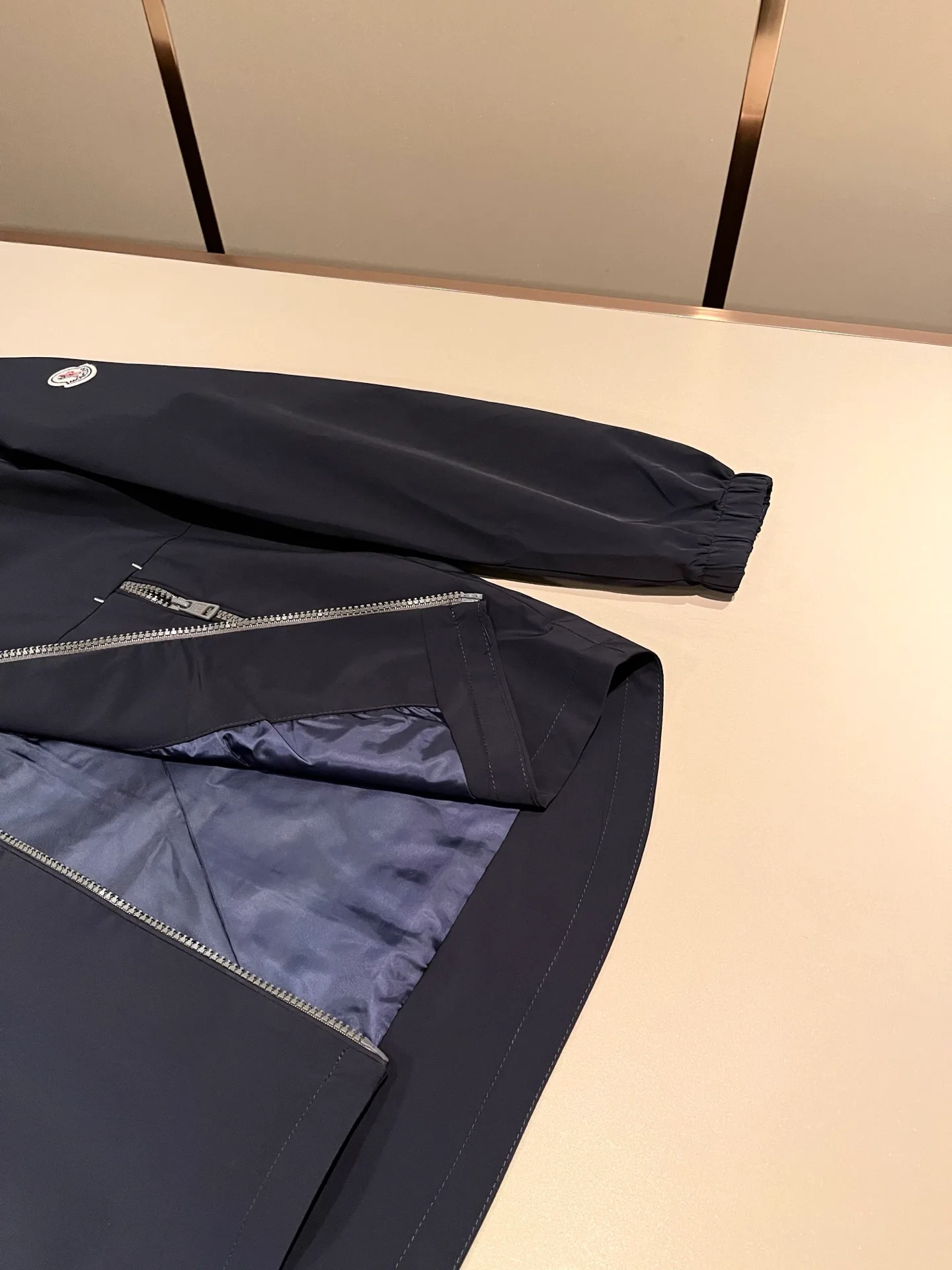 Men's Jackets And Down Jackets MONCLER 18343352