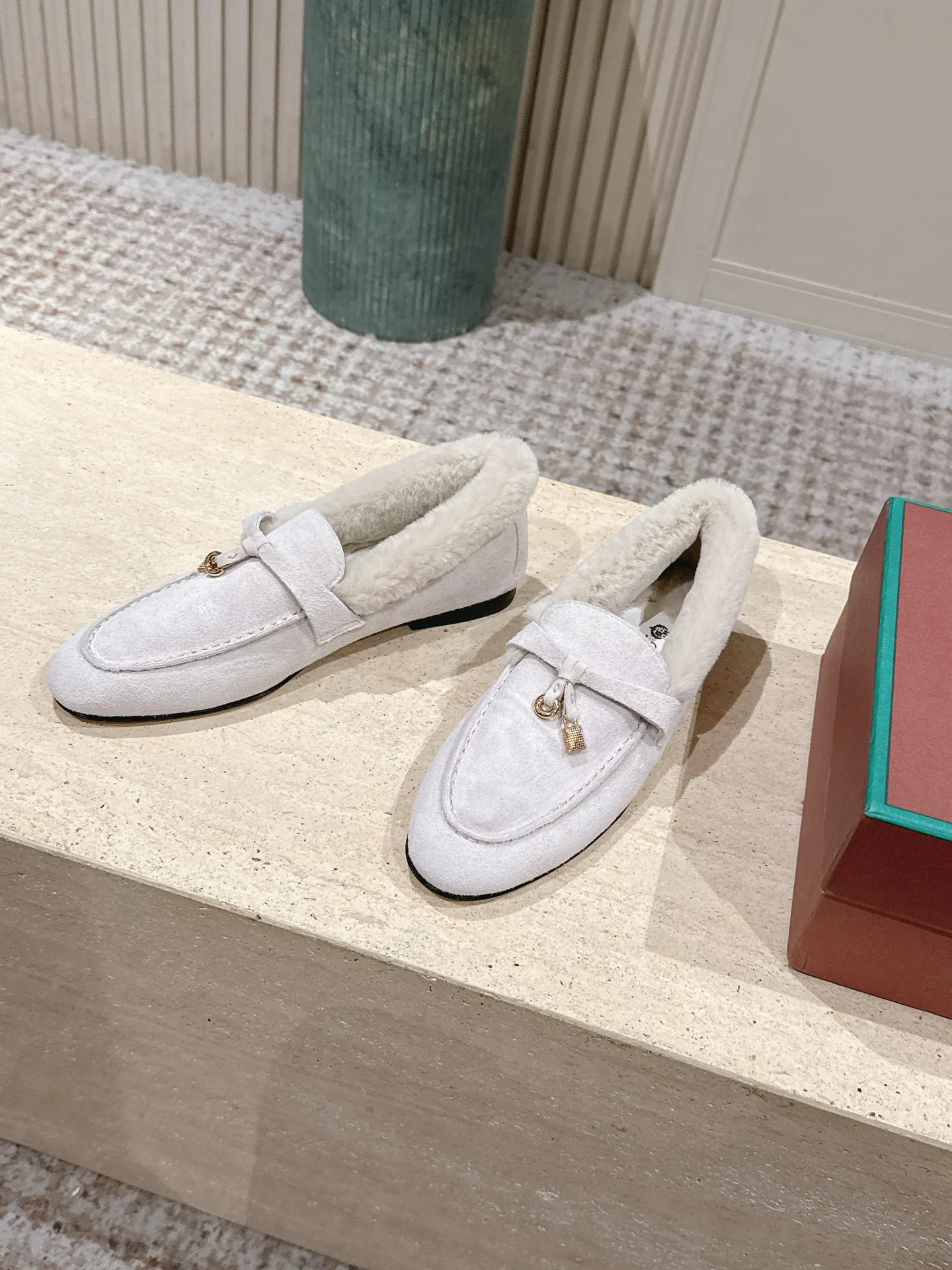 Women's Loafers And Moccasins LORO PIANA 17850354