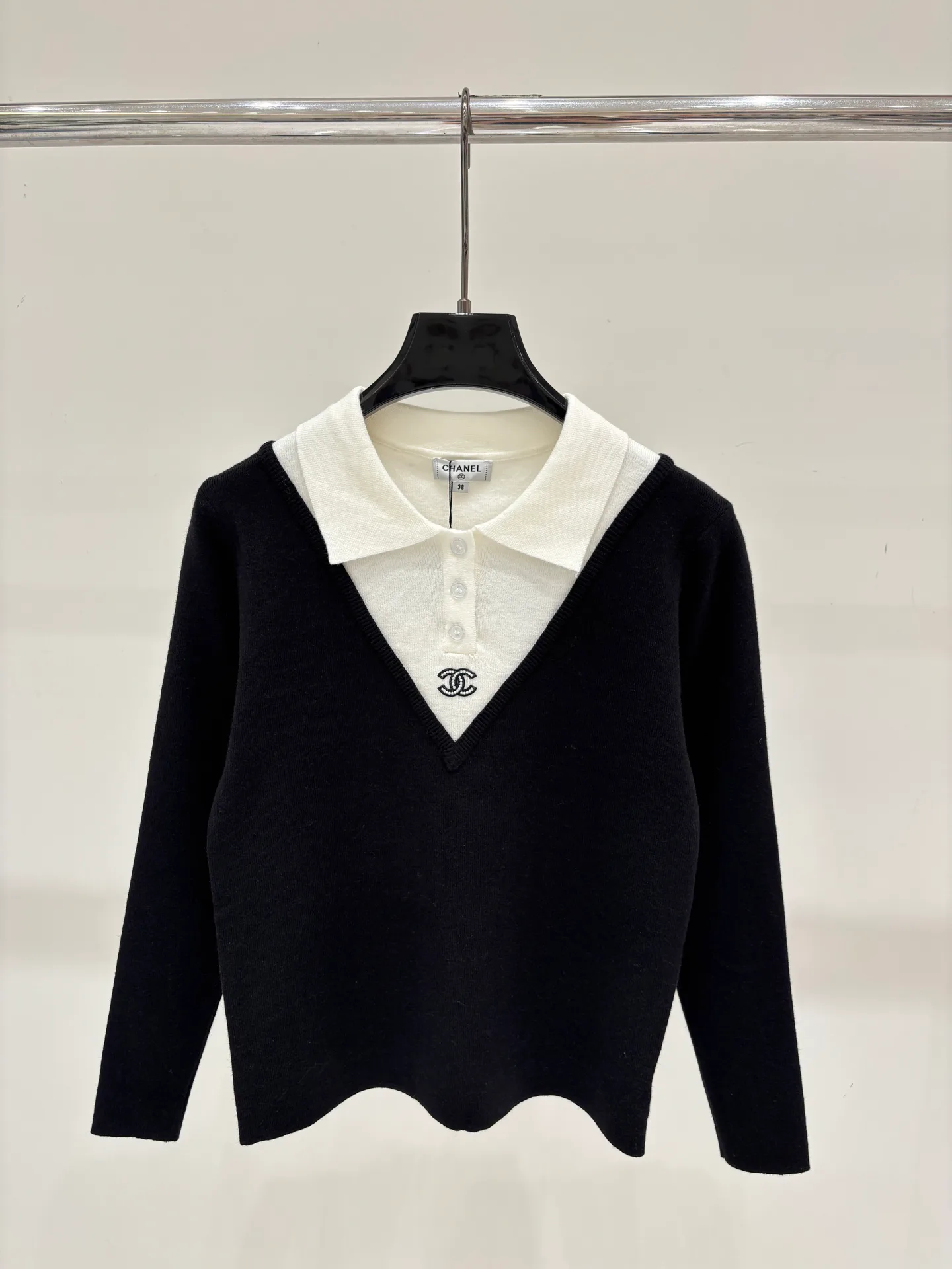 Women's Jumpers And Sweaters CHANEL 18509747