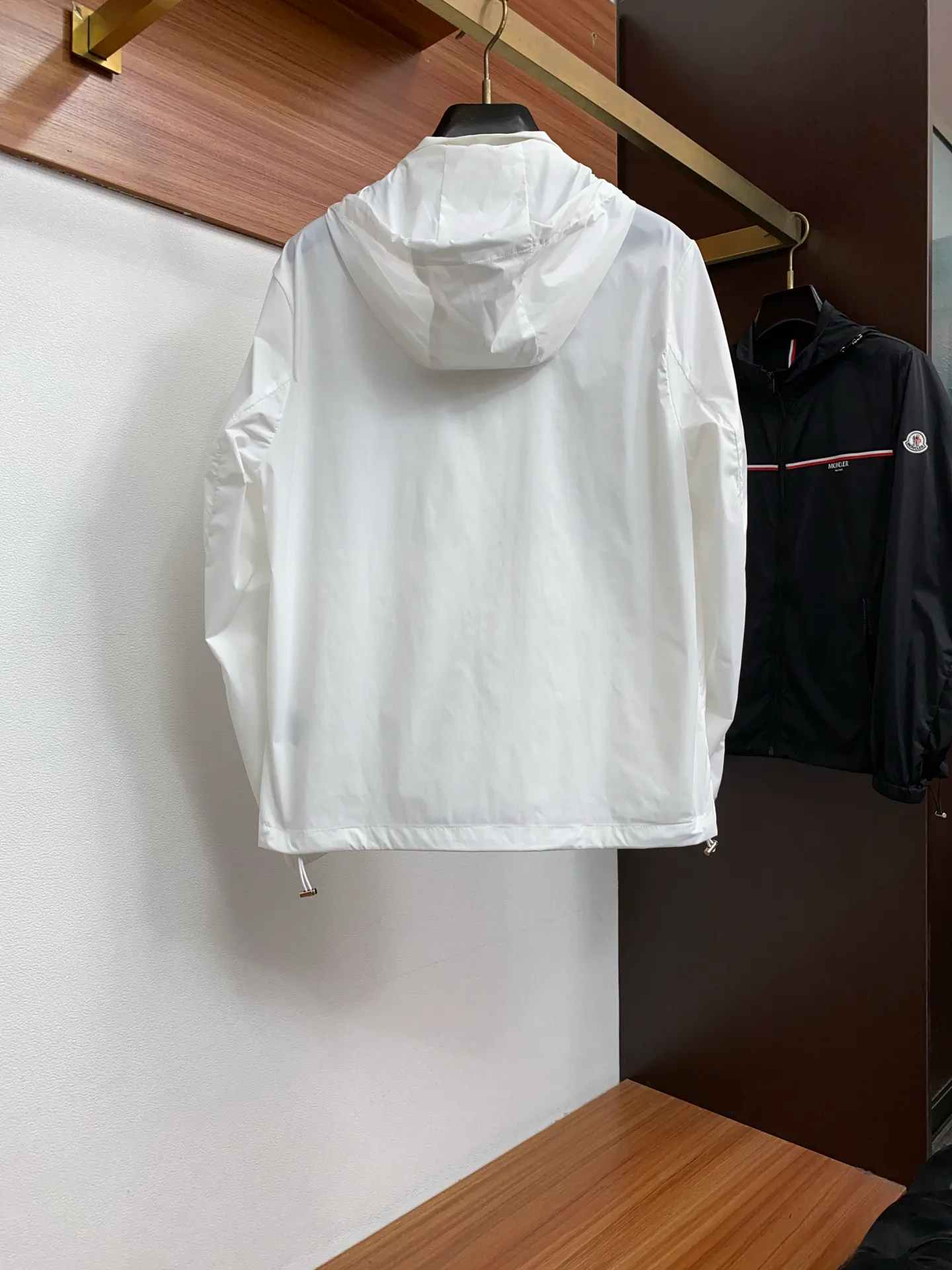 Men's Jackets And Down Jackets MONCLER 17510127