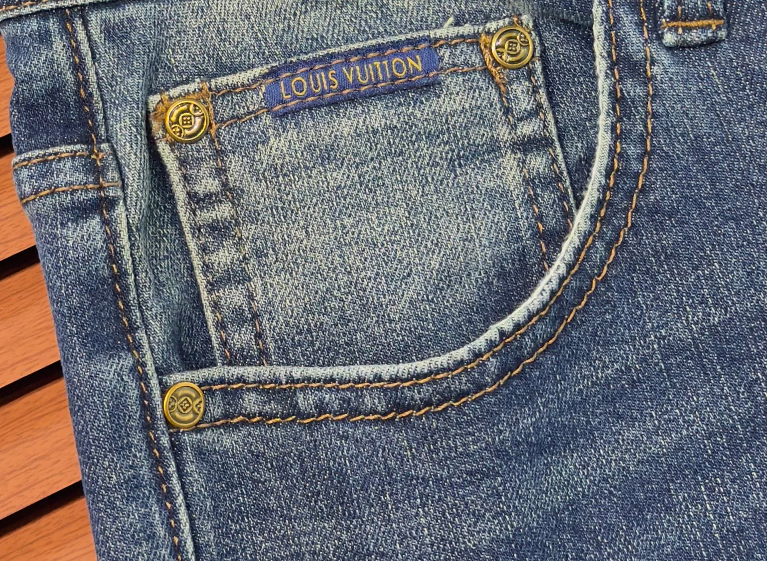 Men's Jeans LOUIS VUITTON 18098303