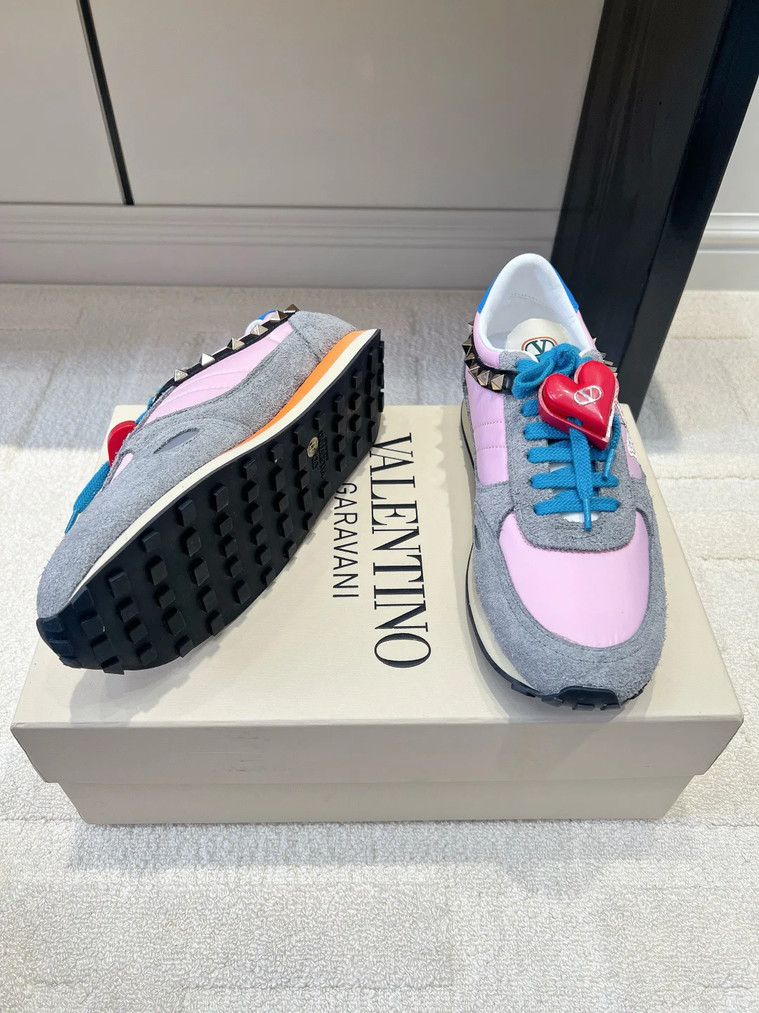 Women's Sneakers VALENTINO 18436565
