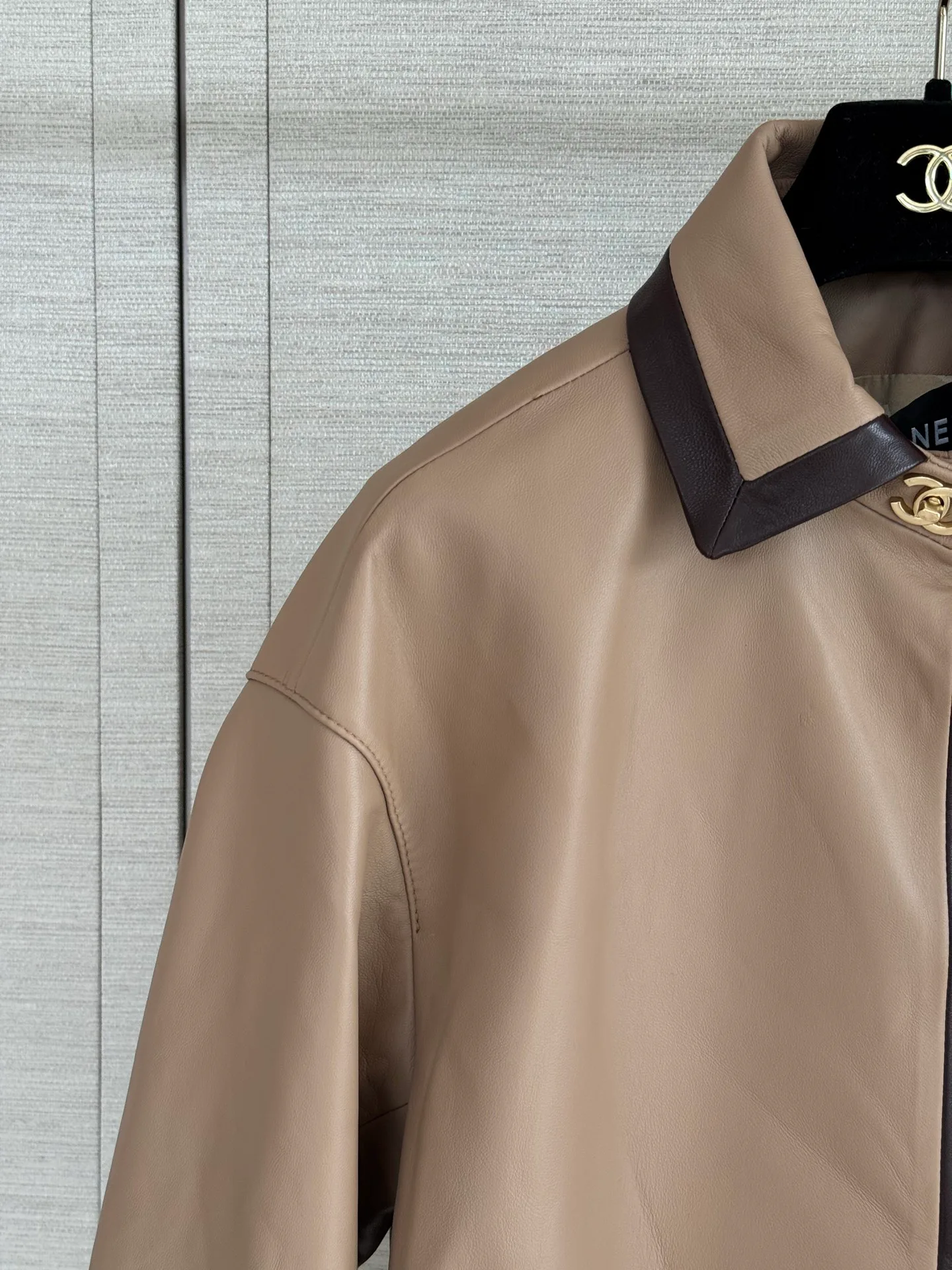 Women's Leather Jackets And Sheepskin Coats CHANEL 17925708