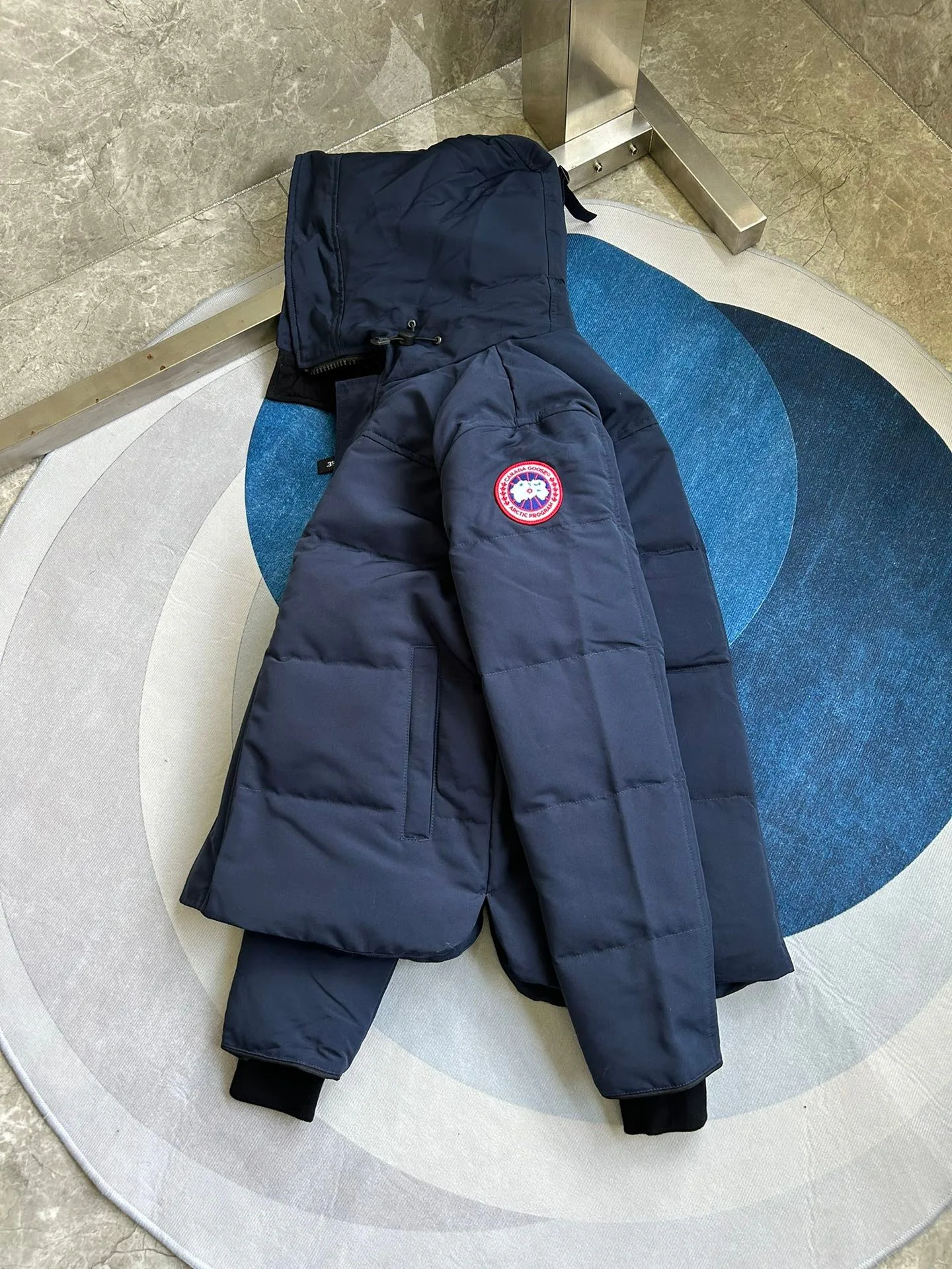 Women's Jackets And Down Jackets CANADA GOOSE 18111614
