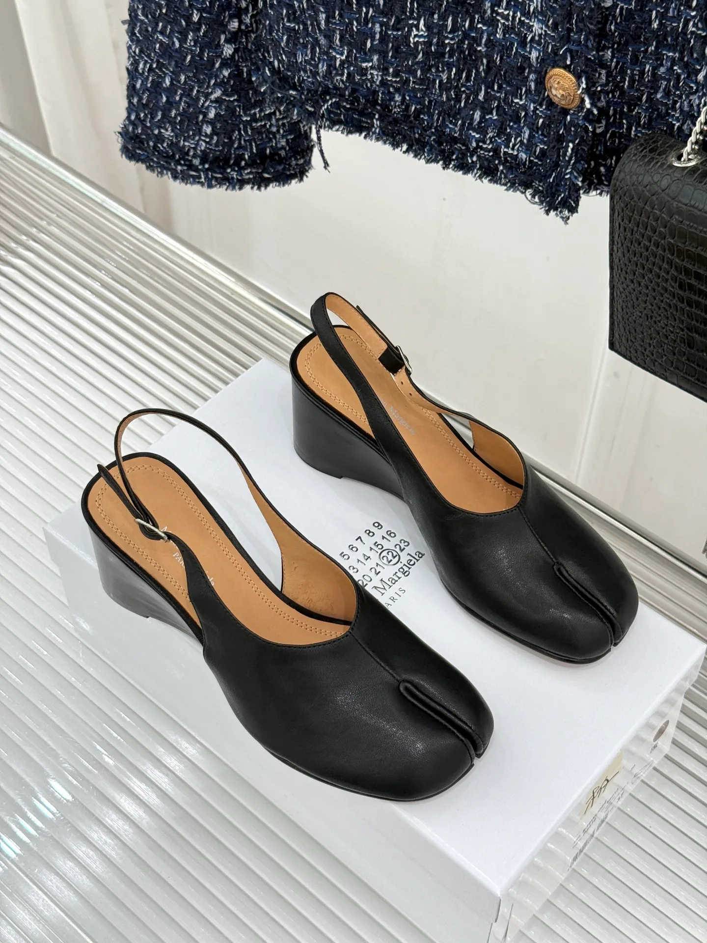Women's Open-Toe Sandals MAISON MARGIELA 17646516