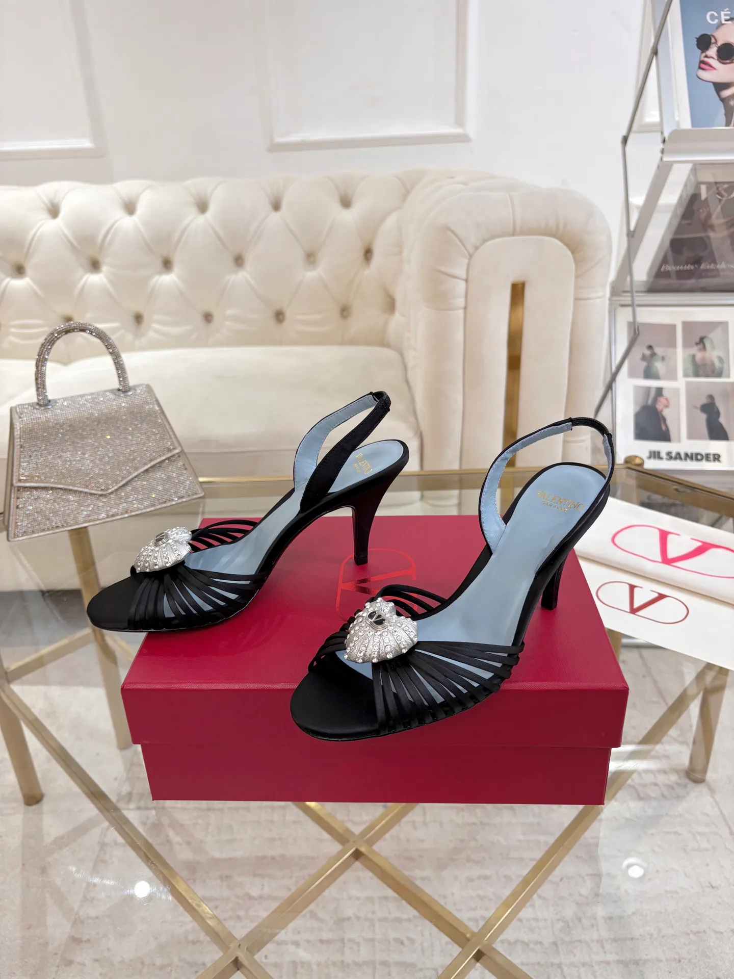 Women's Open-Toe Sandals VALENTINO 18135285
