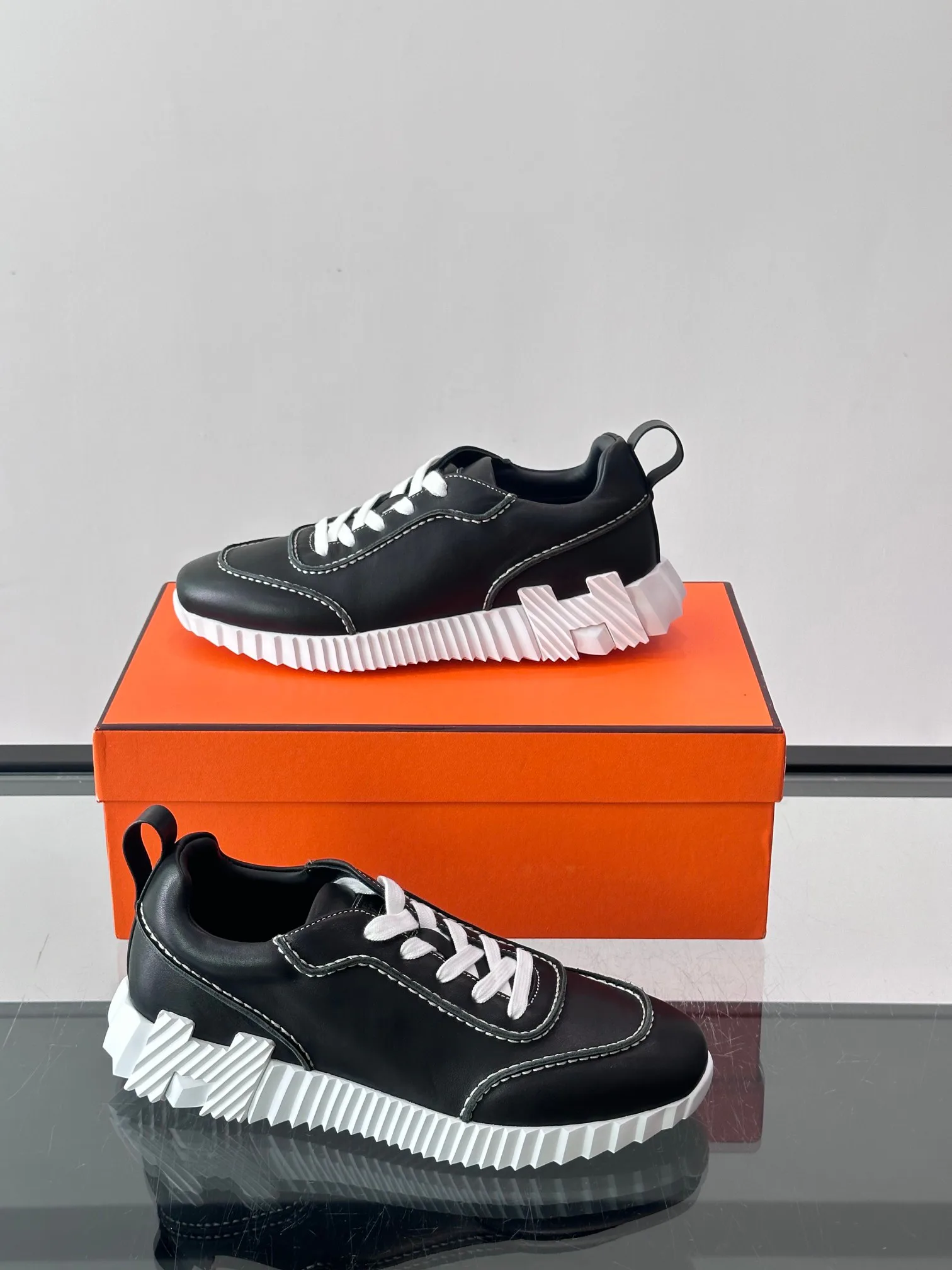 Men's Sneakers HERMES 18516243