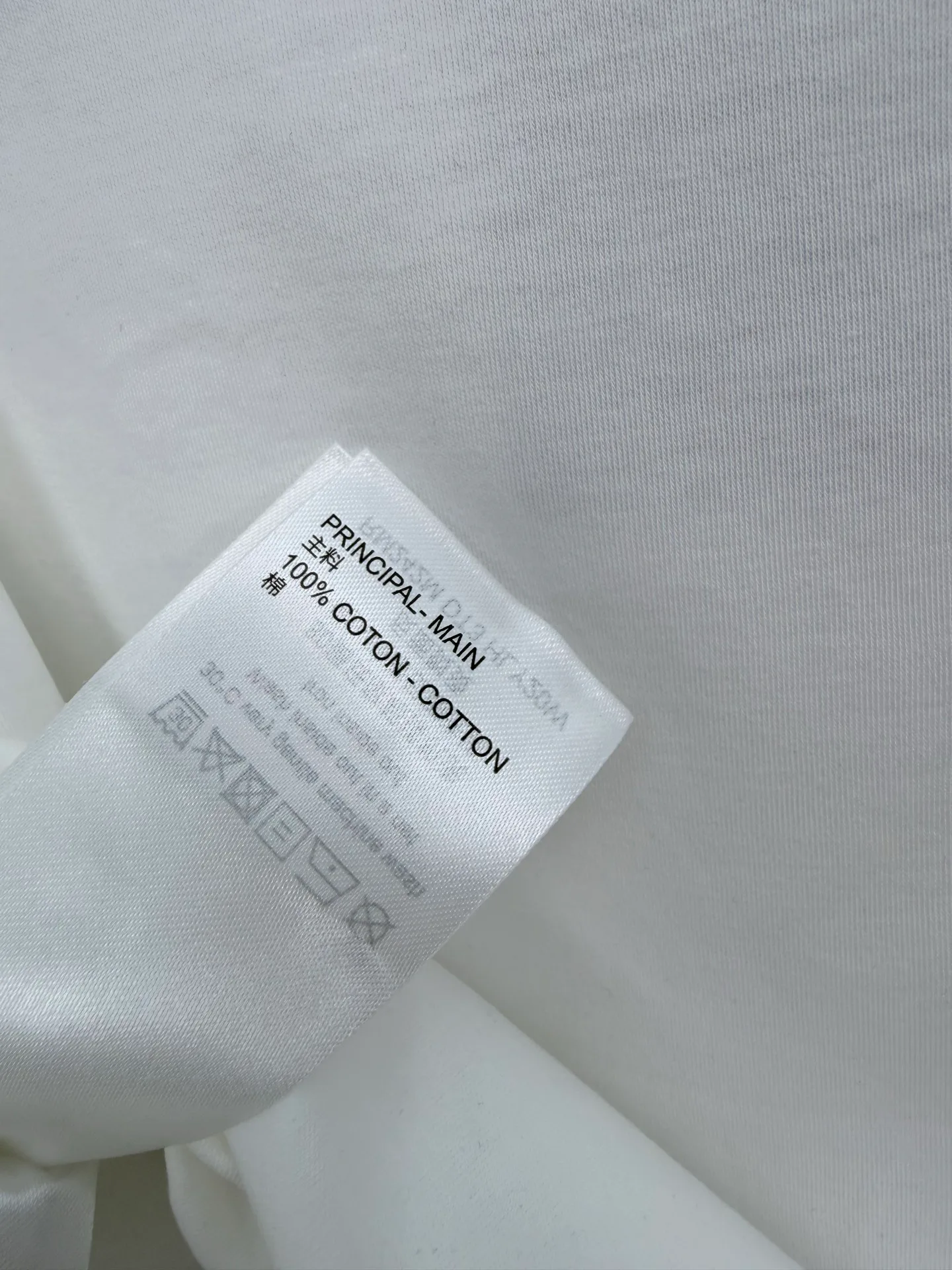 Women's T-Shirts LOUIS VUITTON 18402384