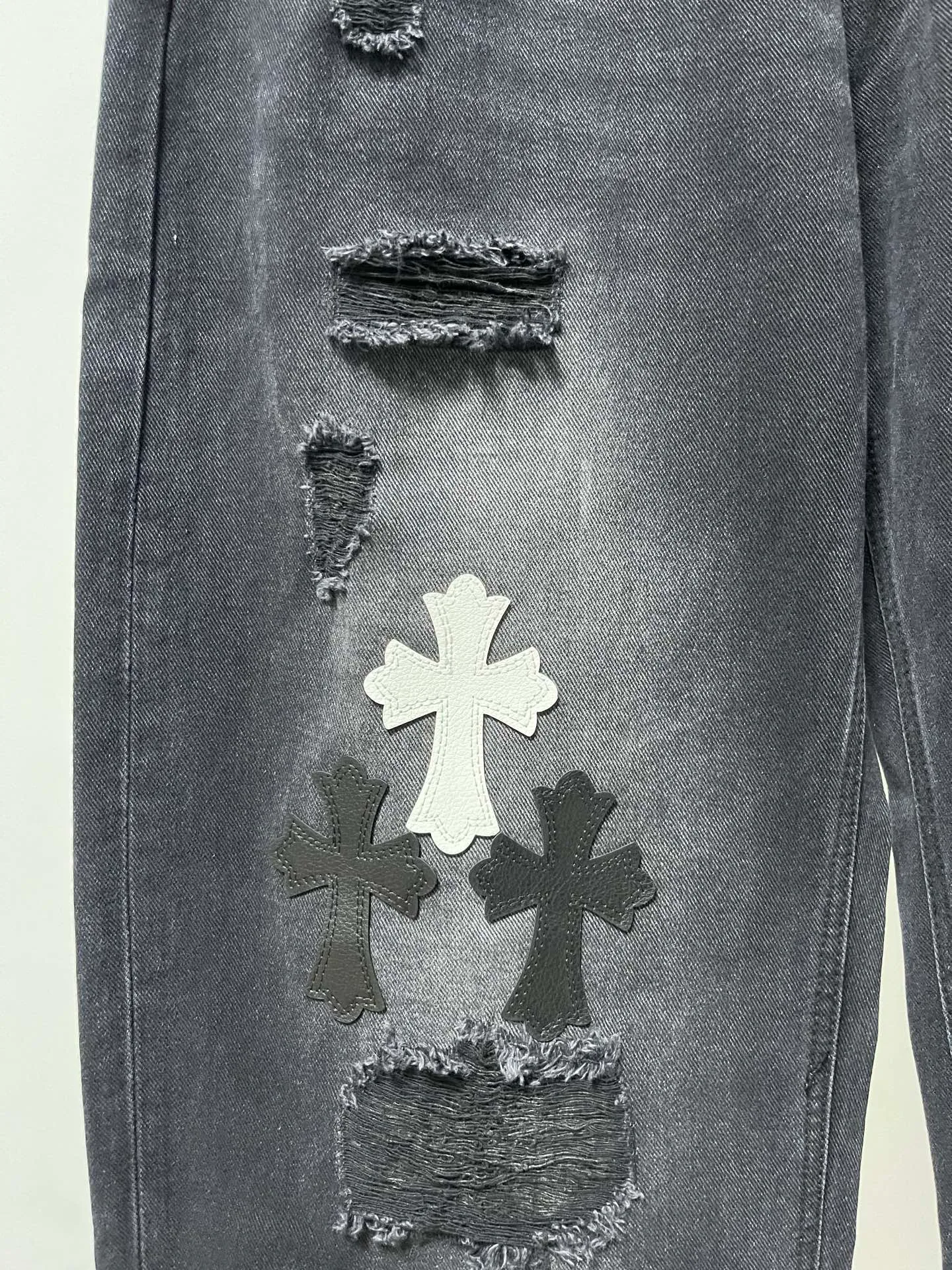 Men's Jeans CHROME HEARTS 17902469
